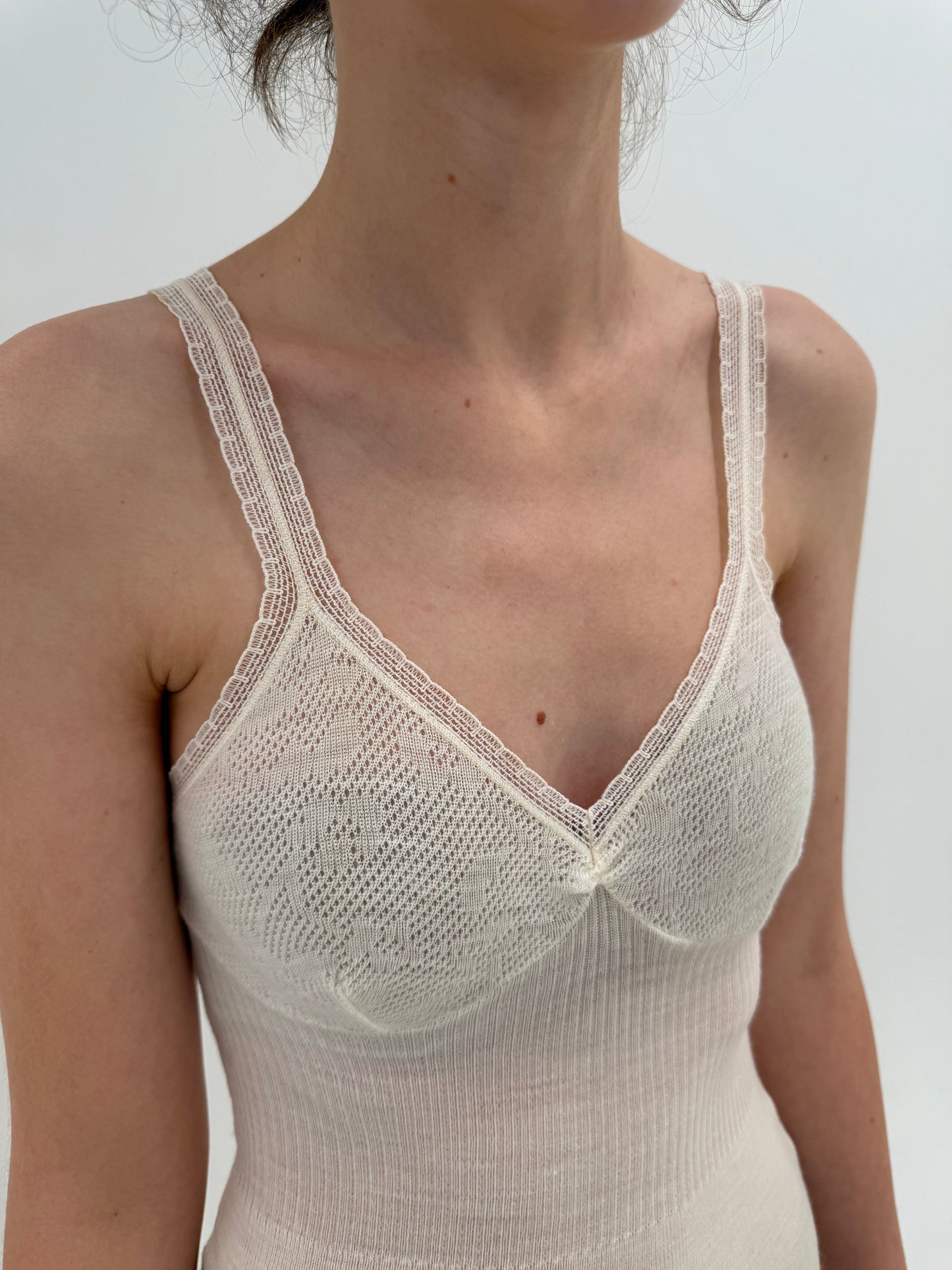 Maieu cambrat italian din lana extafina irestringibila