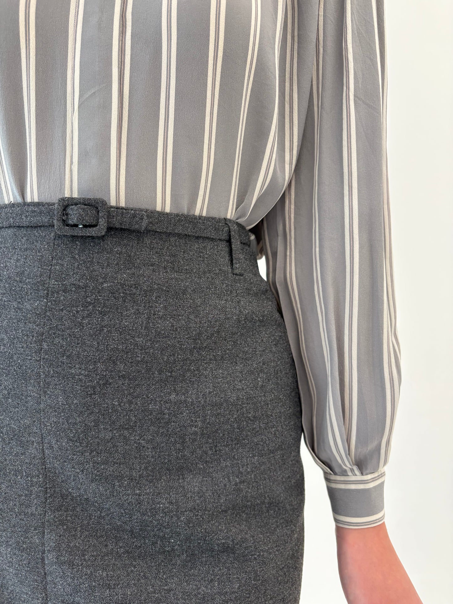 Fustă de brand super premium italian midi spre maxi din lana extrafina