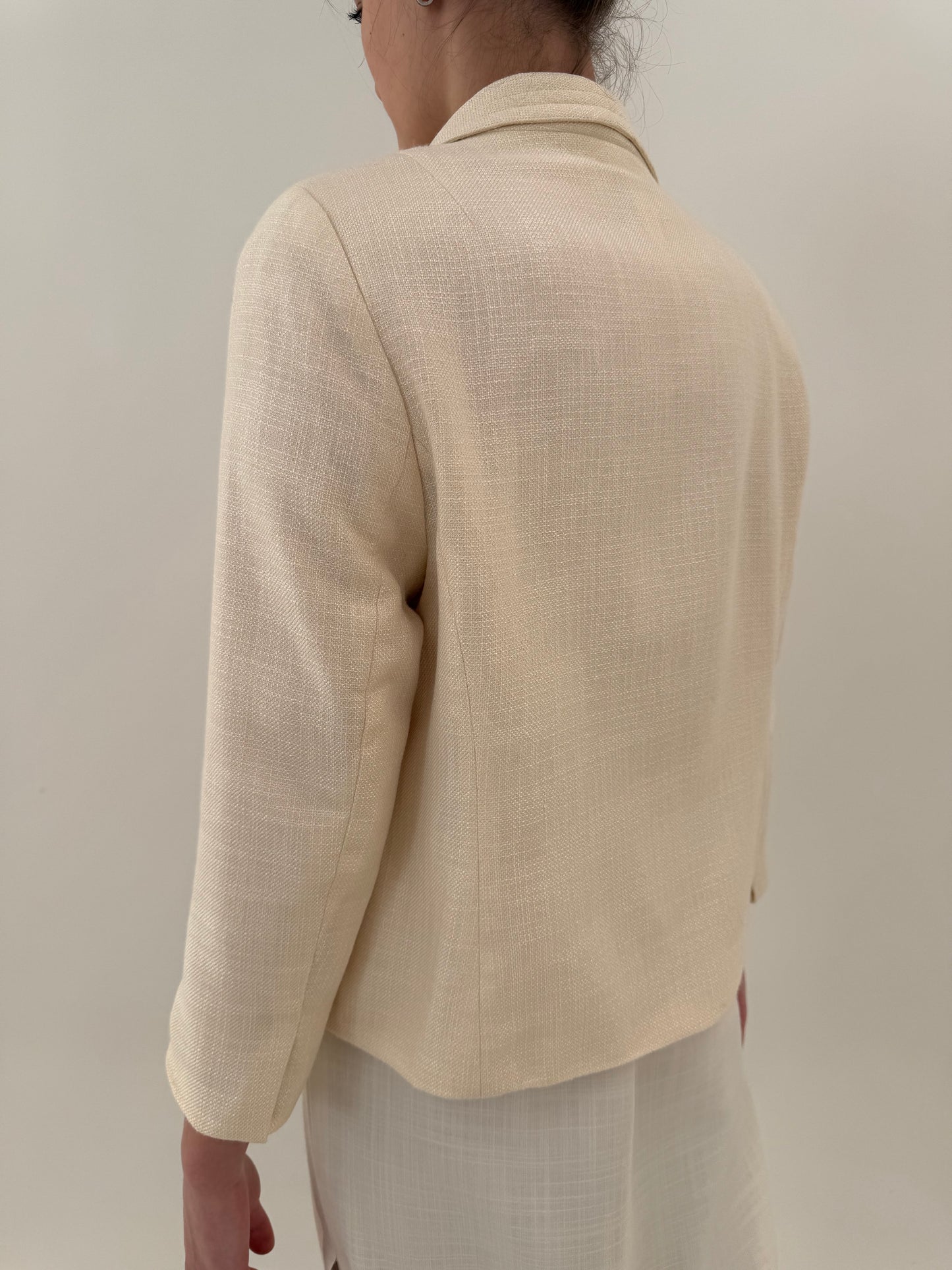 Sacou vintage cambrat butter white din lana extrafina și mătase naturală