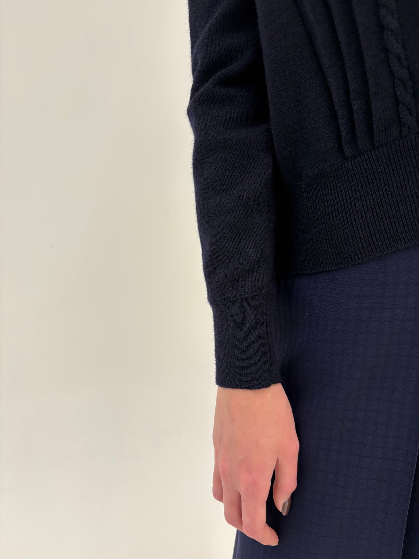 Cardigan italian din lana merino extrafina de gramaj mare