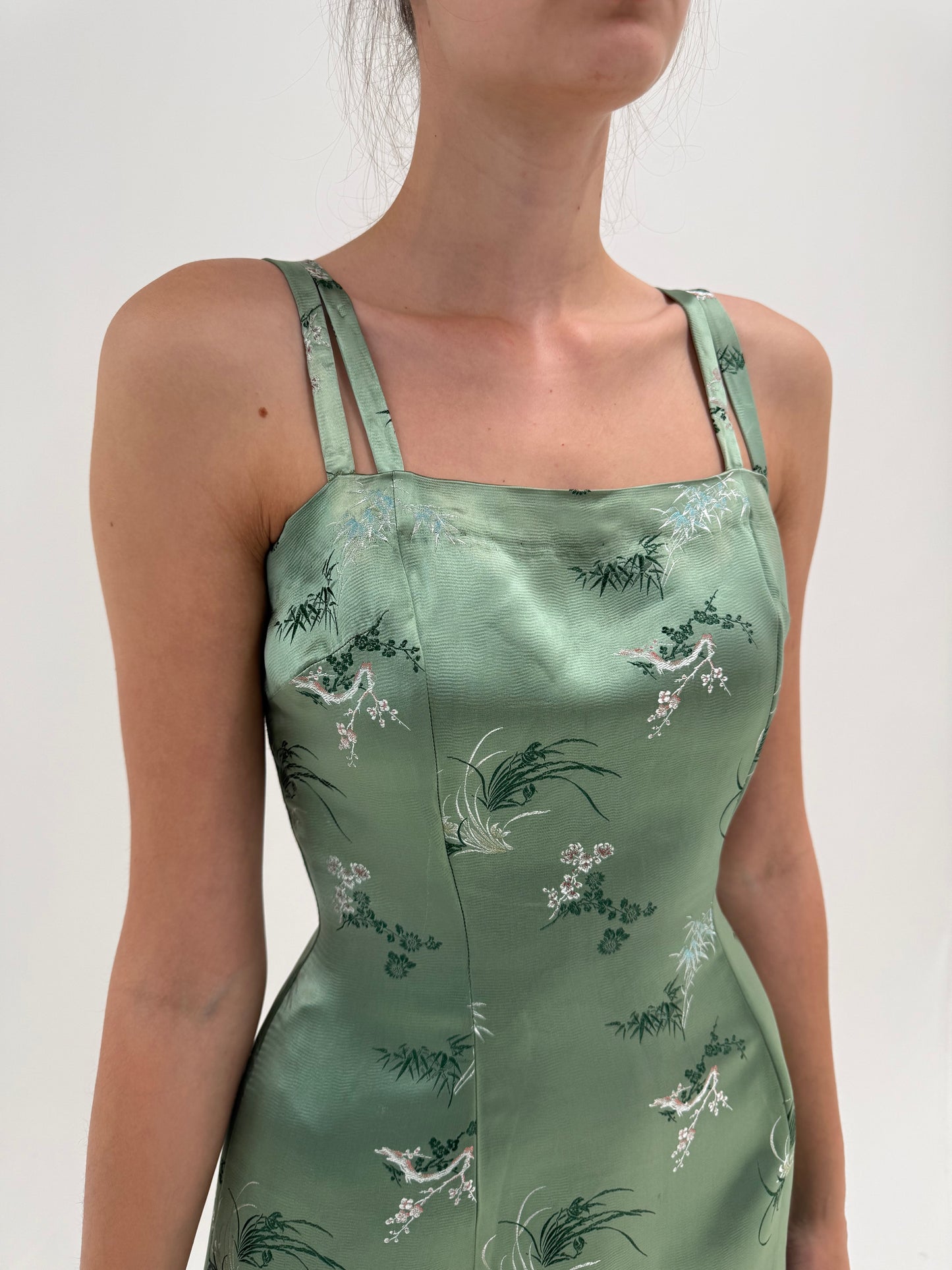 Rochie excepțională din jacquard de mătase naturală