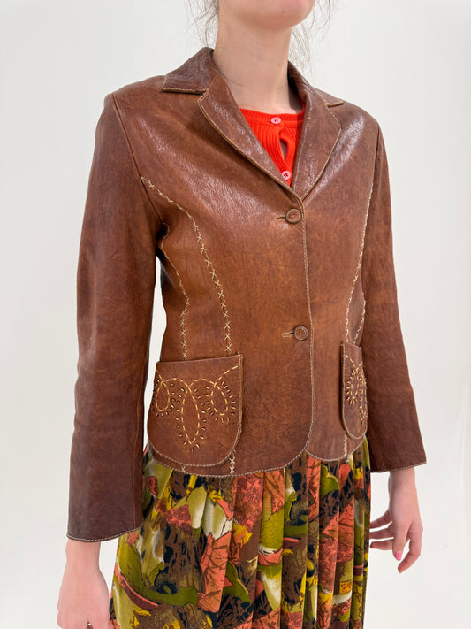 Sacou italian cambrat din piele naturală maro cu finish super în trend