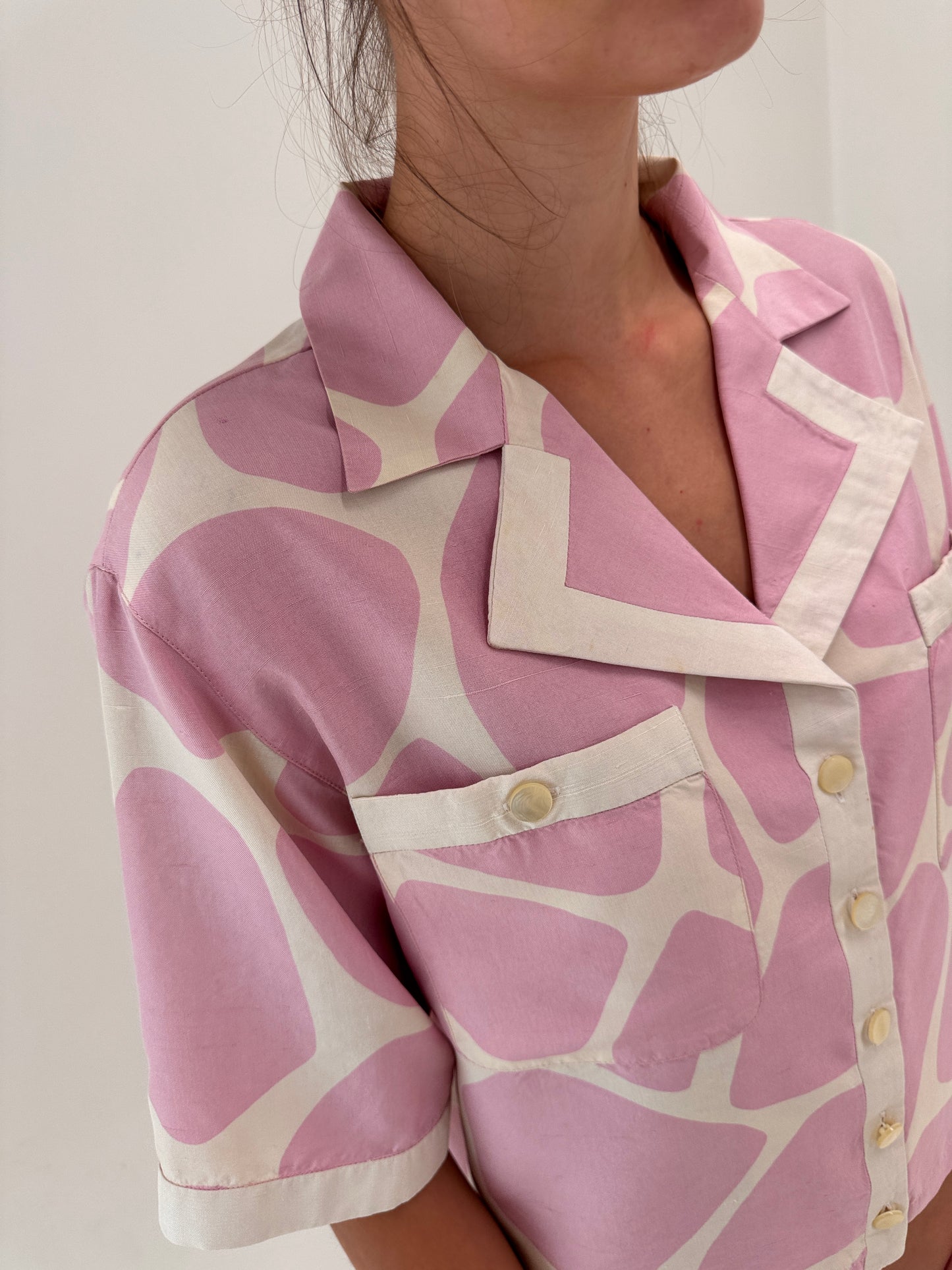 Costum Valentino vintage din pânză de mătase naturală cu print powder Pink