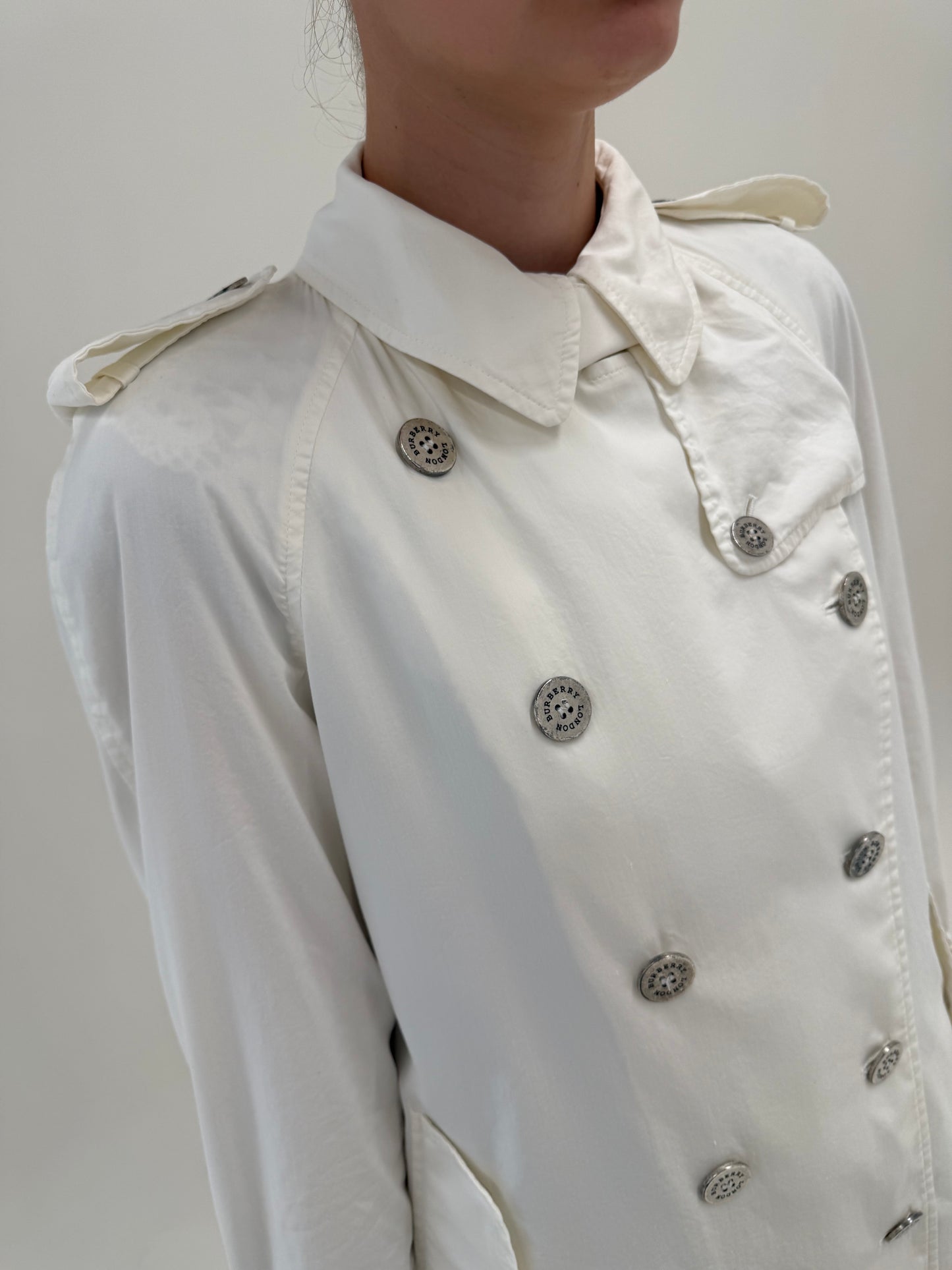 Trench Burberry de vară extrem de subțire butter white