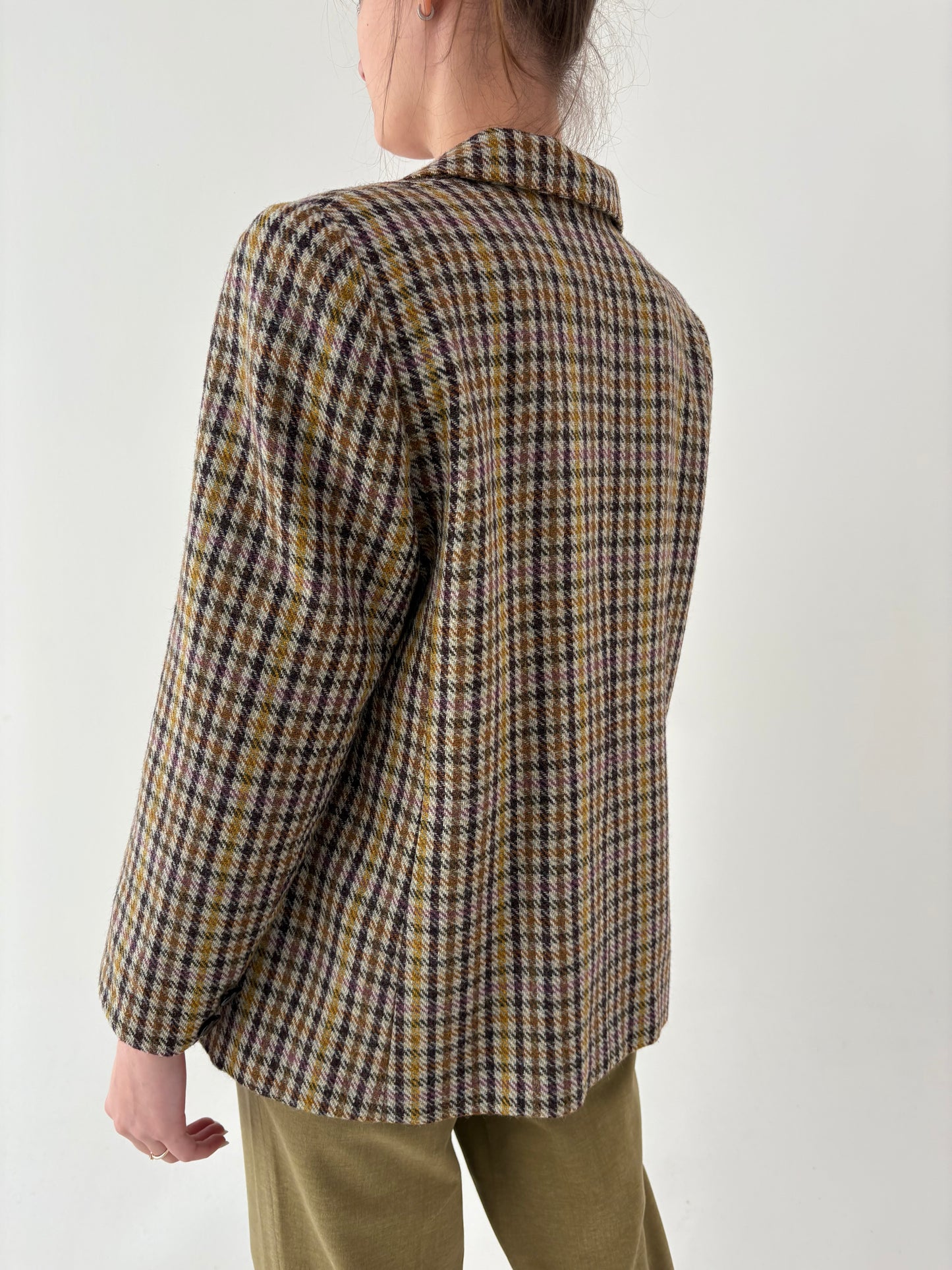 Sacou în carouri din lan extrafina și culori superbe pe warm gray