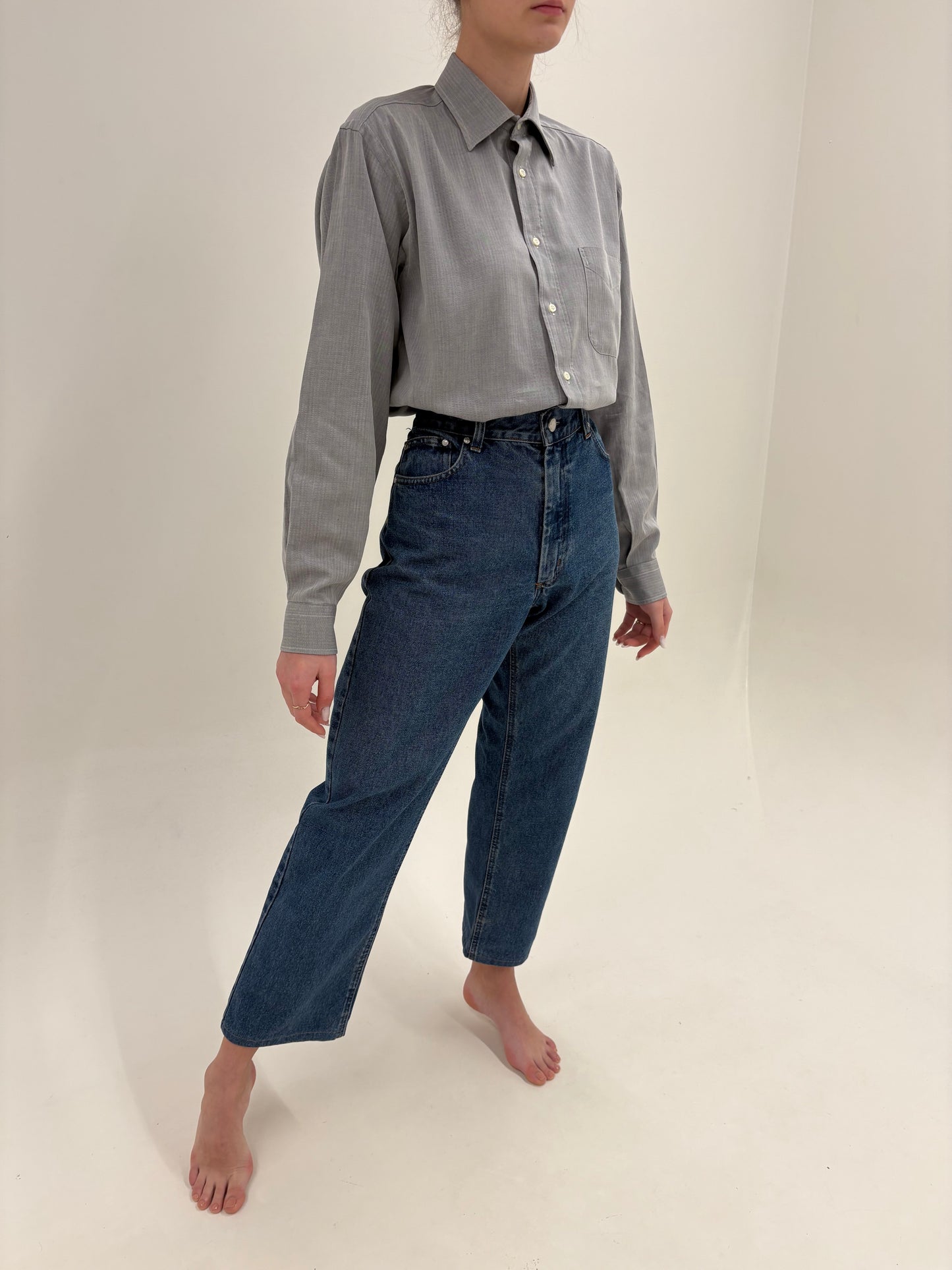 Jeans vintage Valentino clasic wash cu talie înaltă slim straight leg