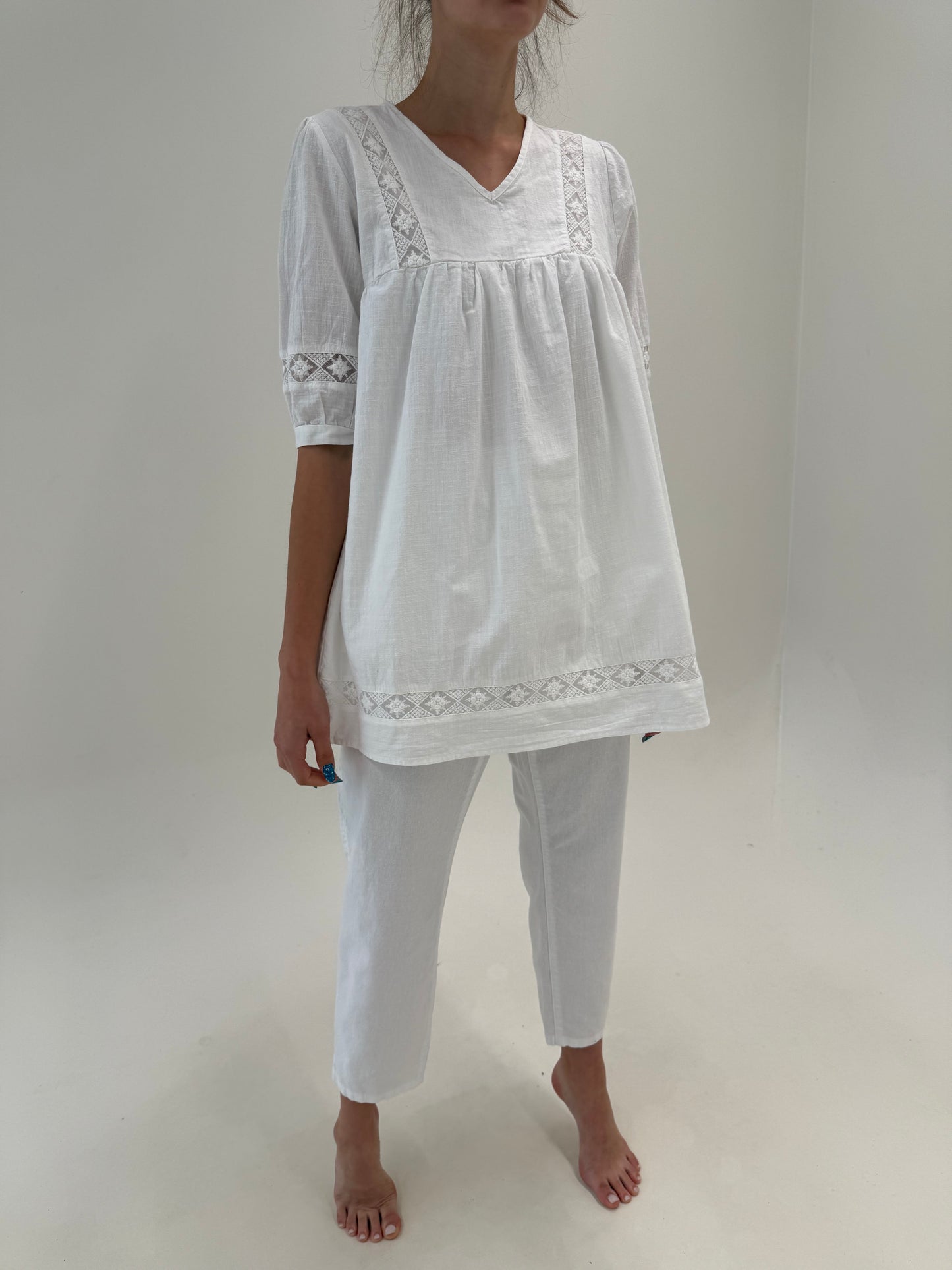 Pantaloni din in cu talie elastică reglabilă petite in croi clasic