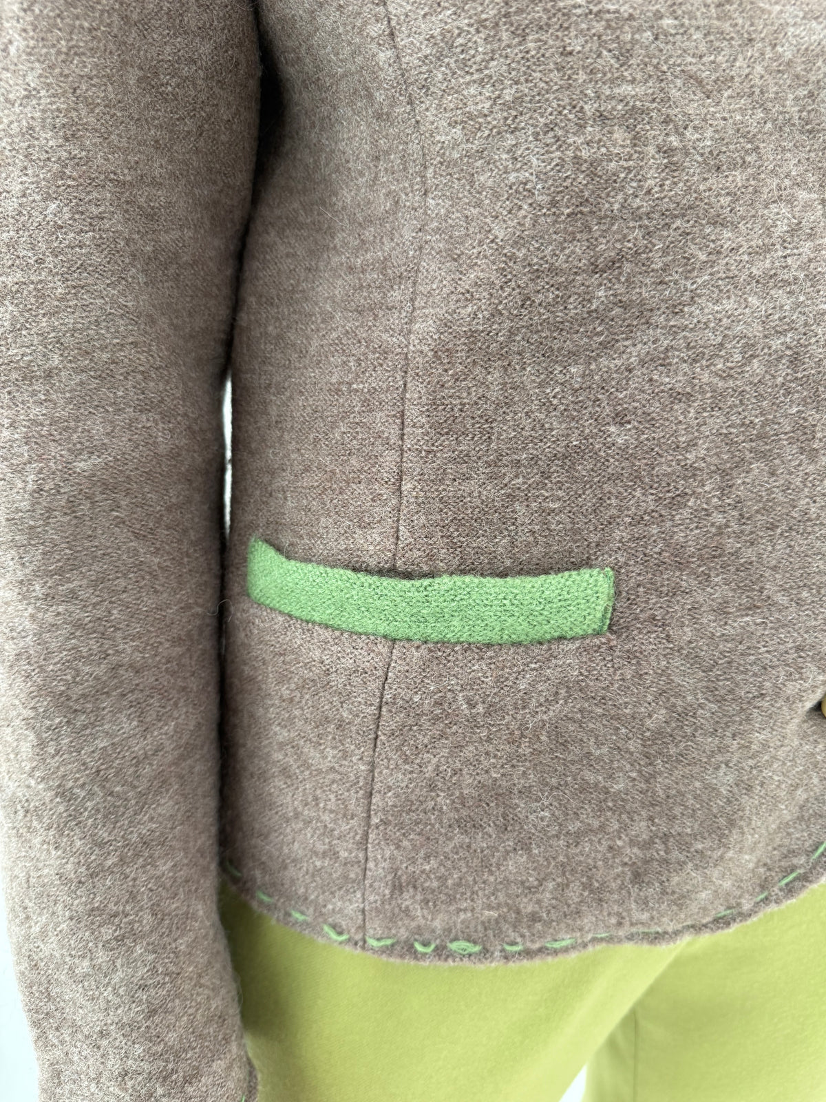 Sacou taupe din boiled wool ultra confort
