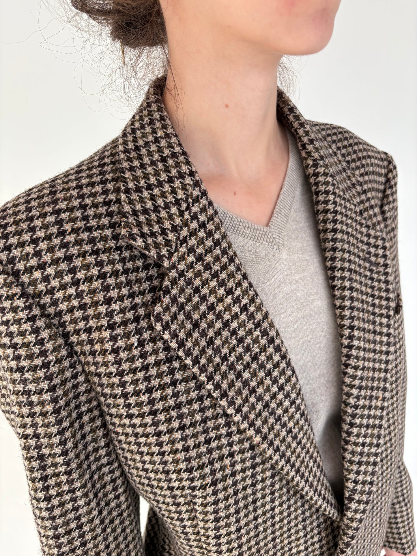 Sacou pied de coq din tweed de lana plină în culori neutre