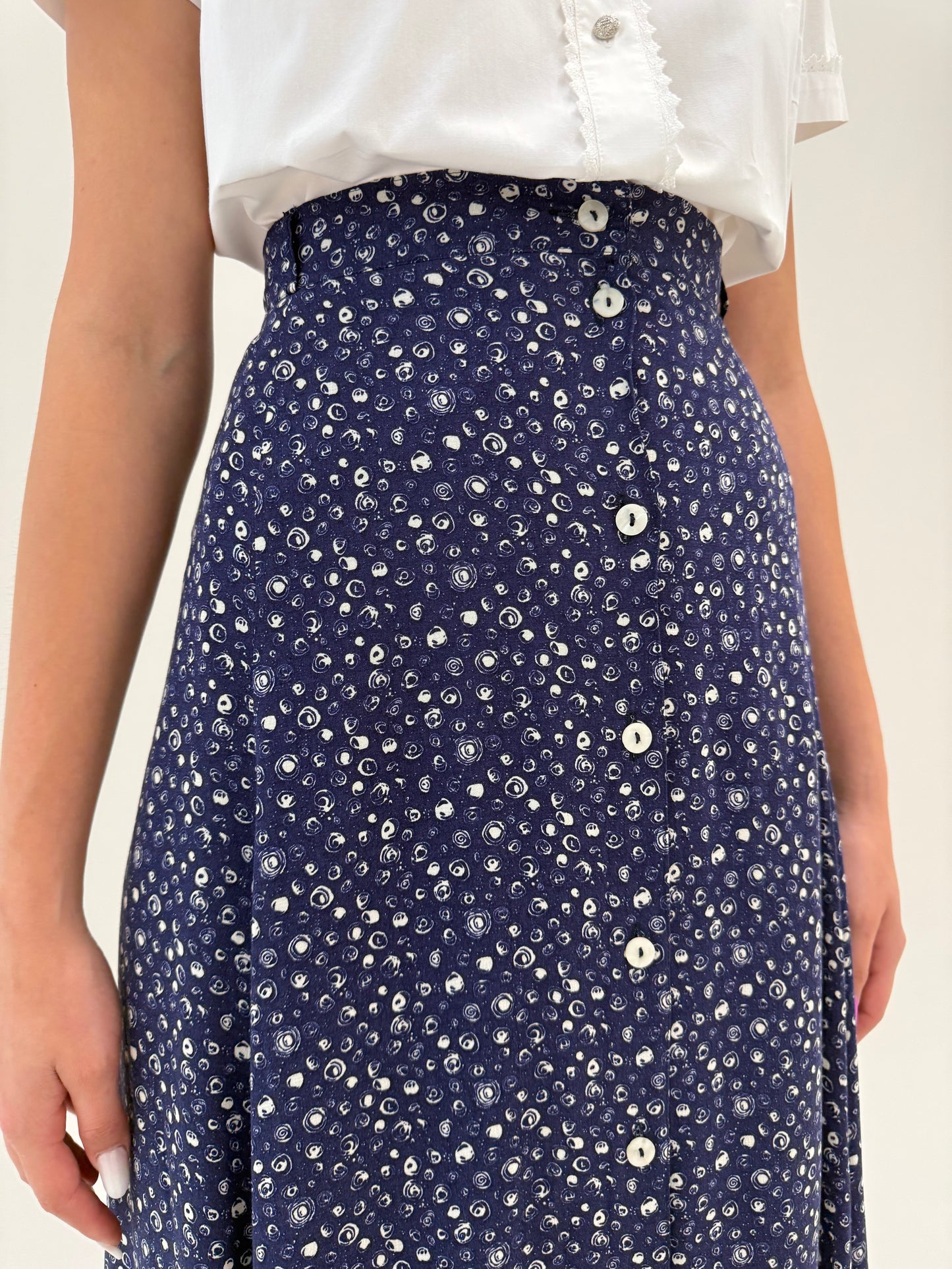 Fustă maxi Navy blue super vaporoasă cu print floral alb delicat