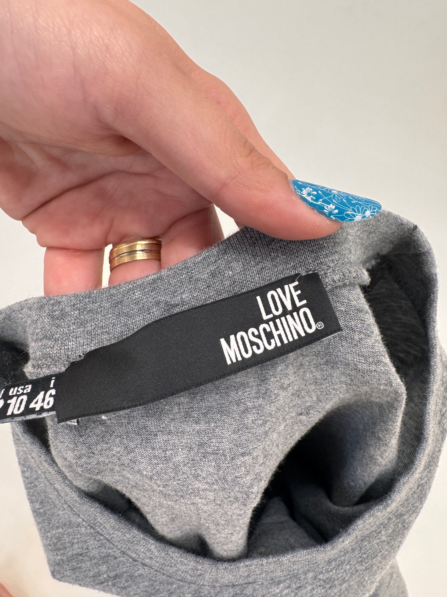 Top Moschino din bumbac premium modelator