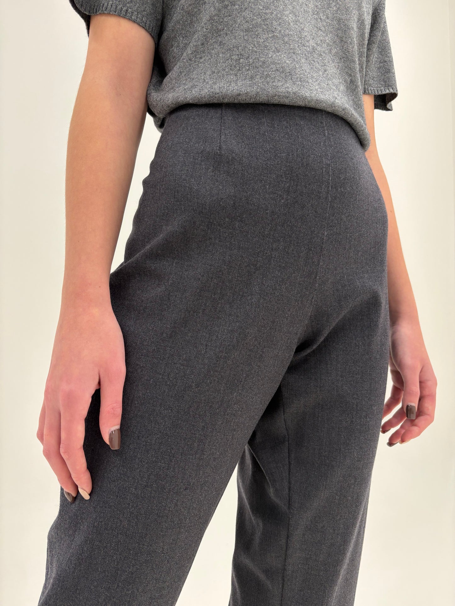 Pantaloni italienești charcoal gray din lana plină extrafina confort