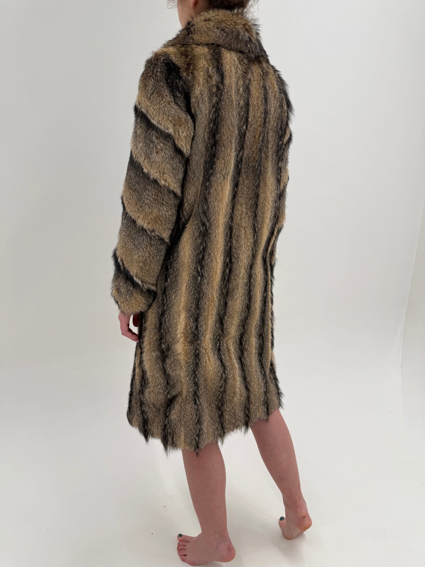 Blană naturală de enot în dungi naturale și combinație superbă de culori