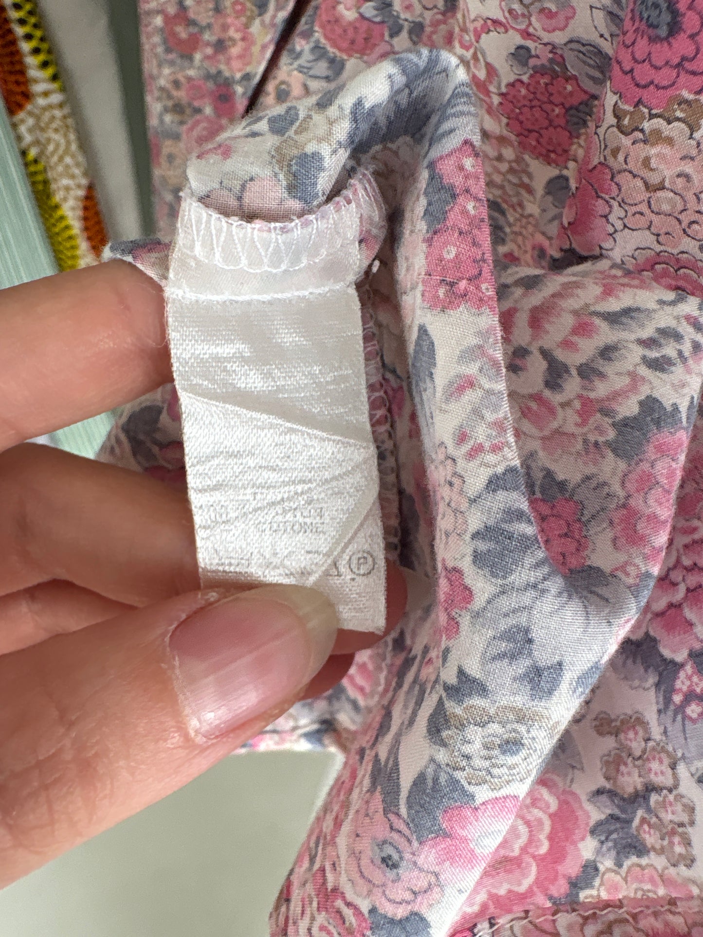 Cămașa luxury vintage Cacharel cu print superb în nuanțe pudrate