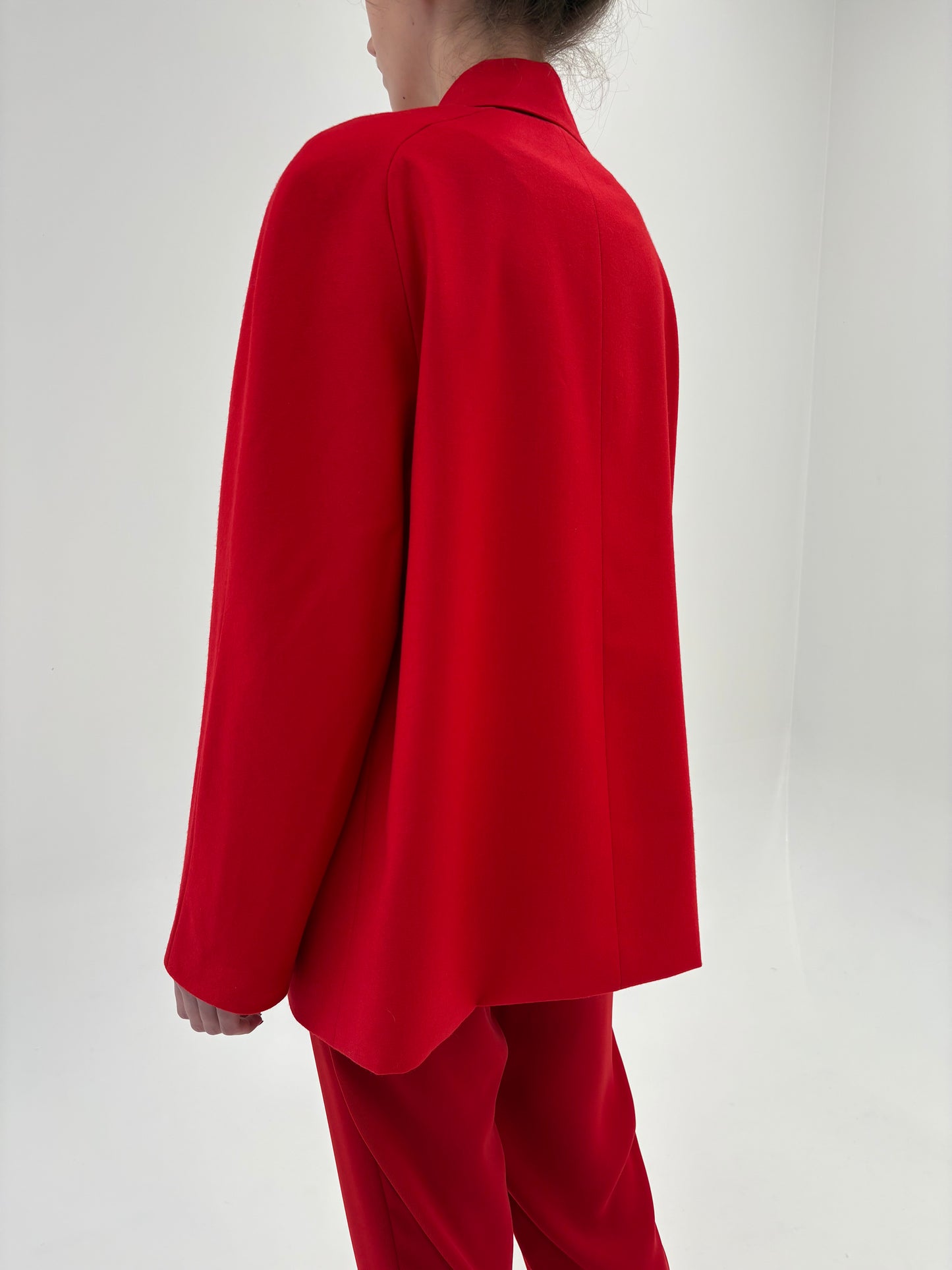 Sacou vintage cherry red din lana pura extrafina virgină certificată