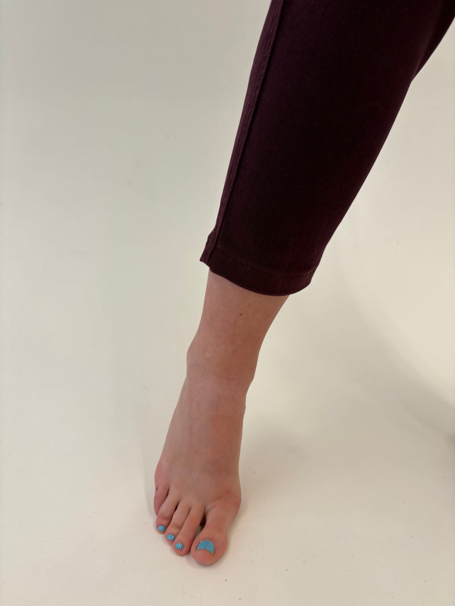 Jeans vintage burgundy cu talie ultra înaltă modelatori mom fit