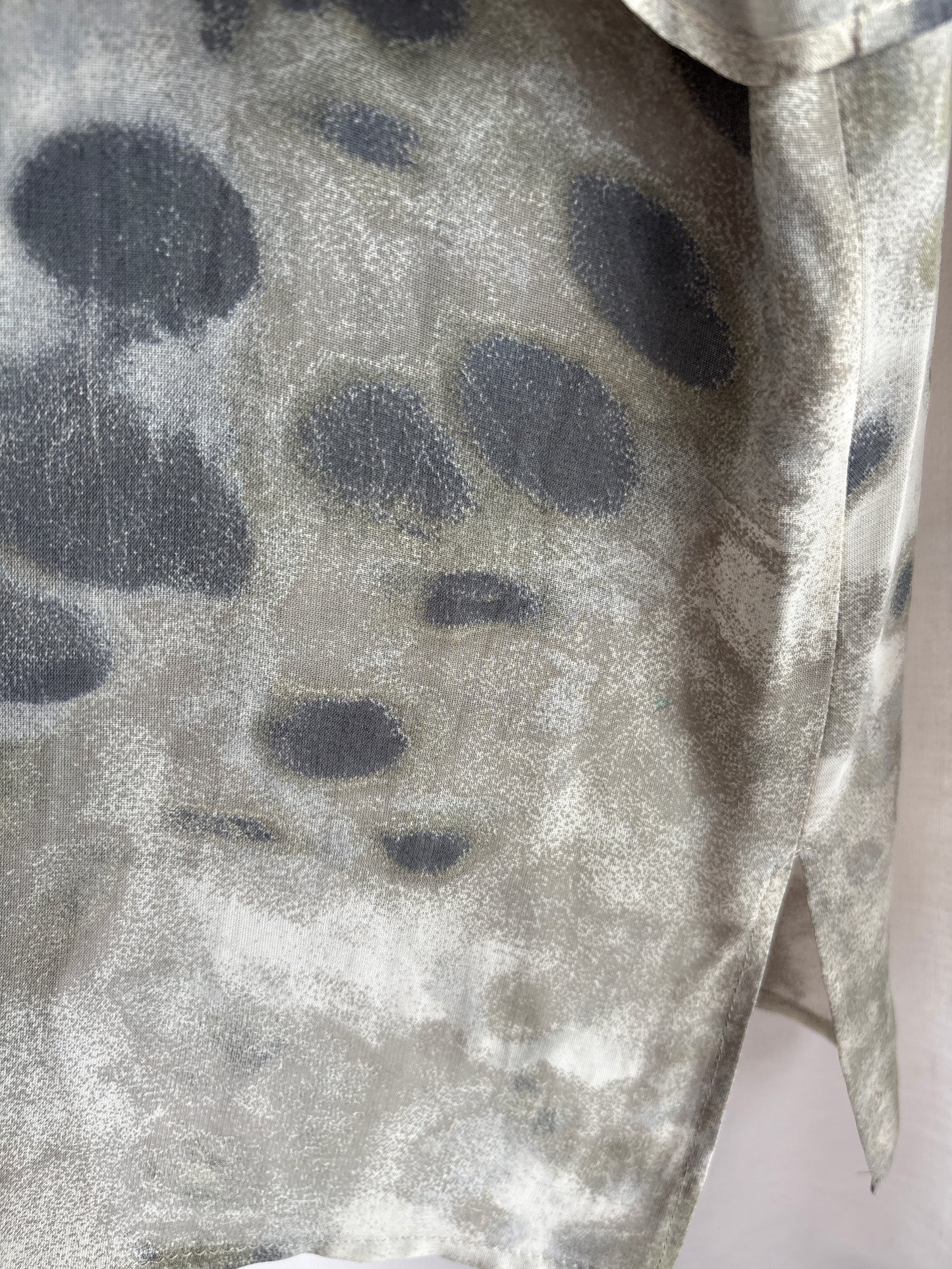 Cămașa vintage luxury Krizia cu print în nuanțe de gri super vaporoasă