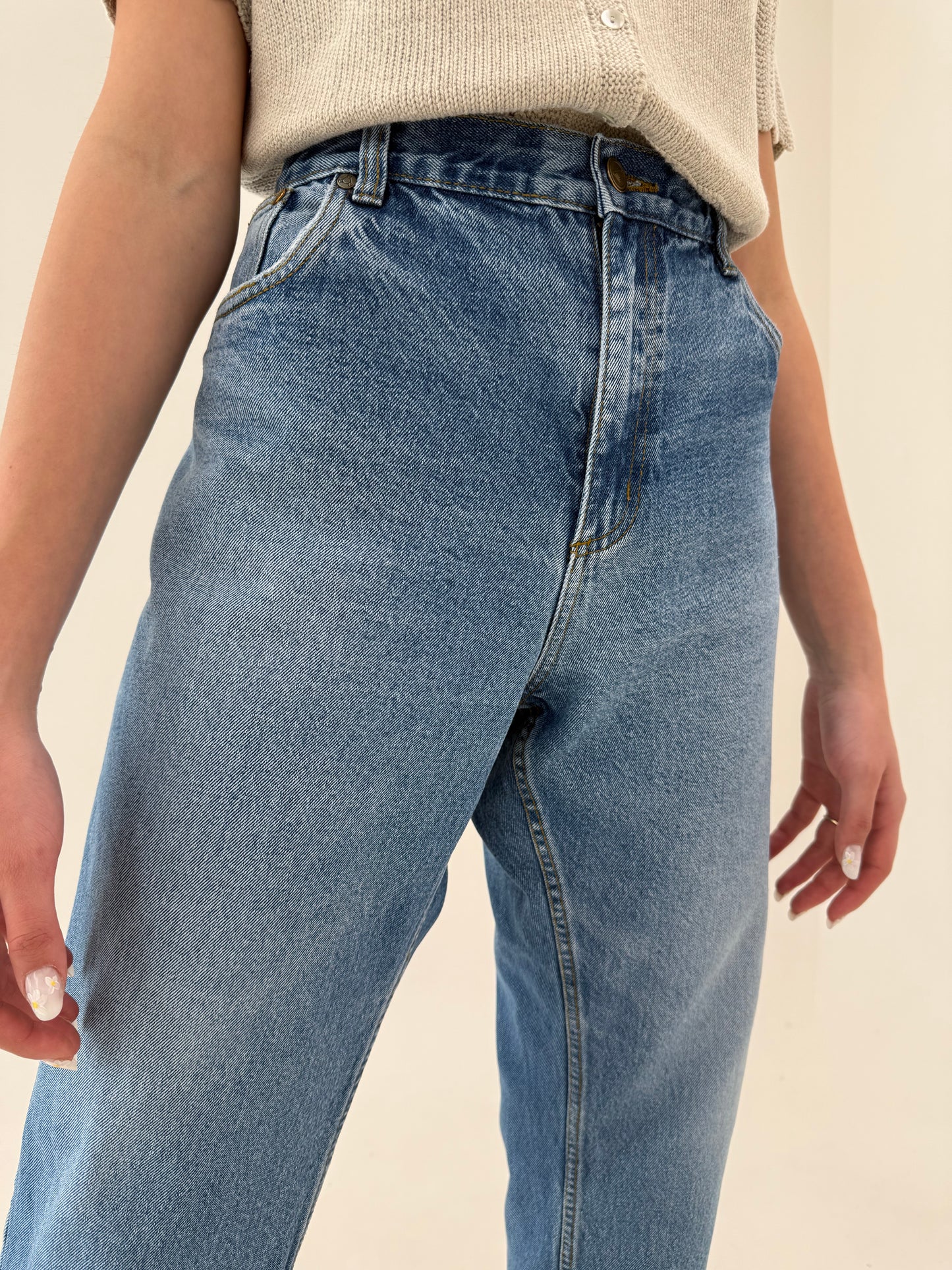 Jeans vintage classic wash straight leg cu talie înaltă