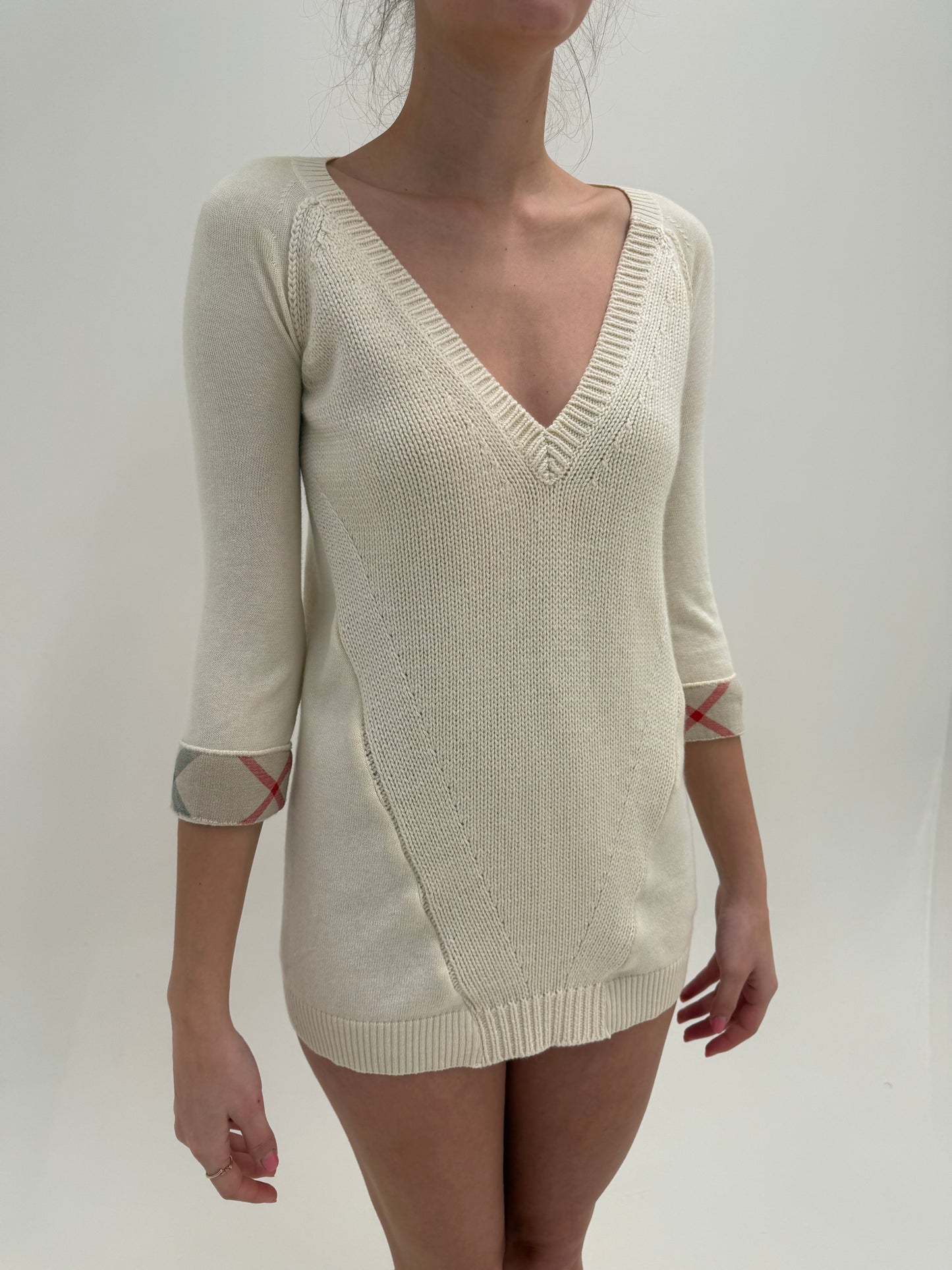 Puloveras Burberry de sezon cald din 2 tipuri de tricot si manșete cu print specific