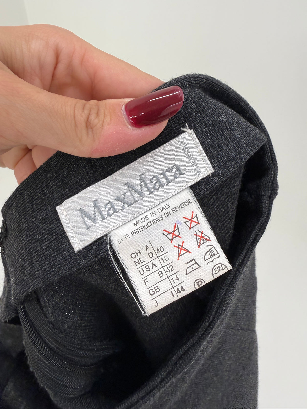 Fustă creion Max Mara cu talie ultra înaltă din lana extrafina pura certificată modelatoare