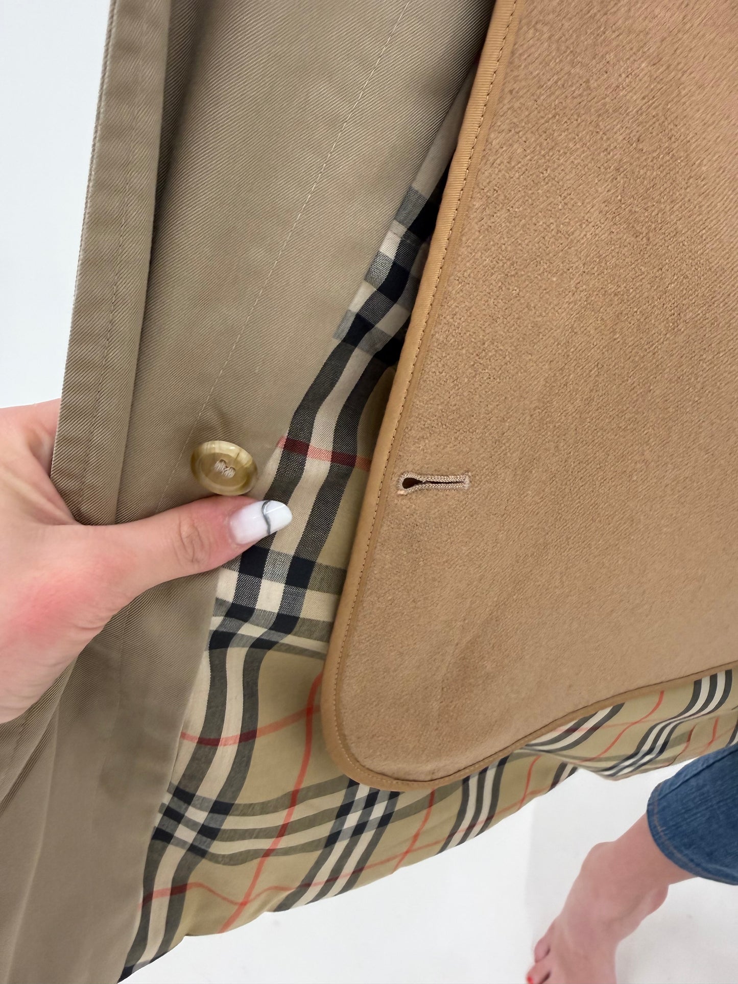 Trench vintage Burberry cu liner interior din lana detașabil pentru tranziție sezonieră