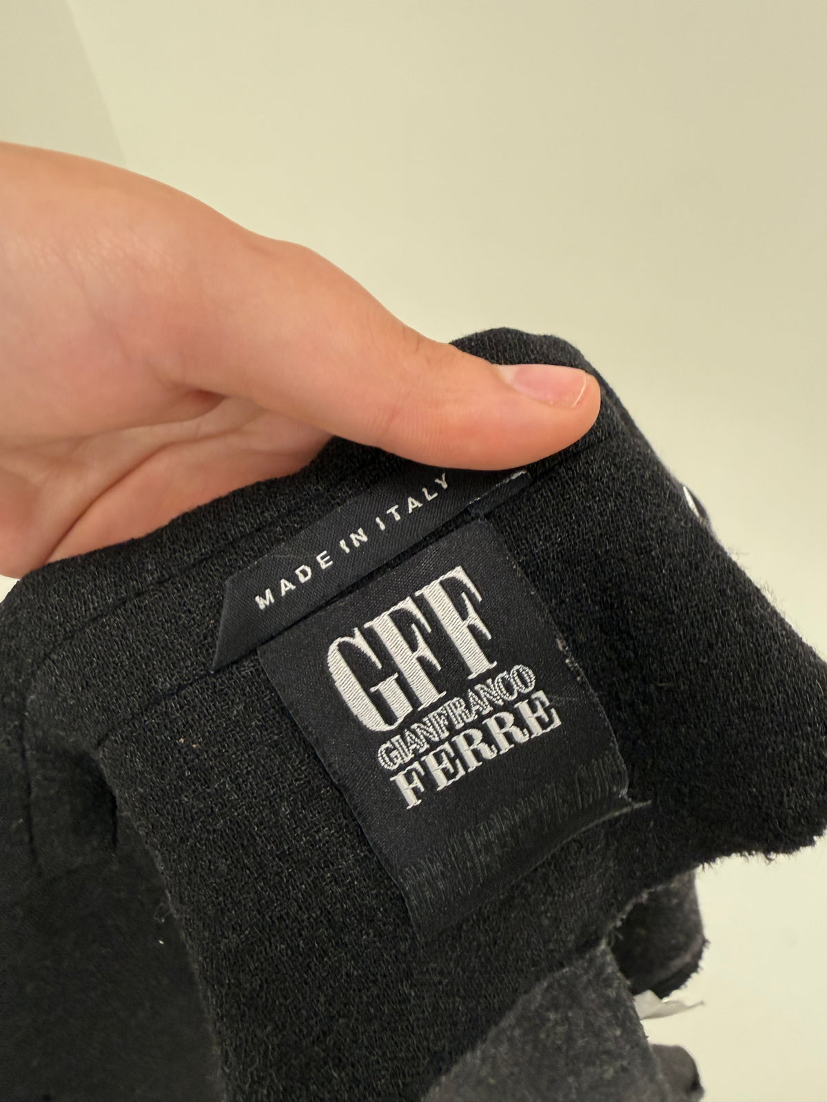 Sacou Gianfranco Ferre ultra cambrat charcoal gray din lana extrafina modelatoare