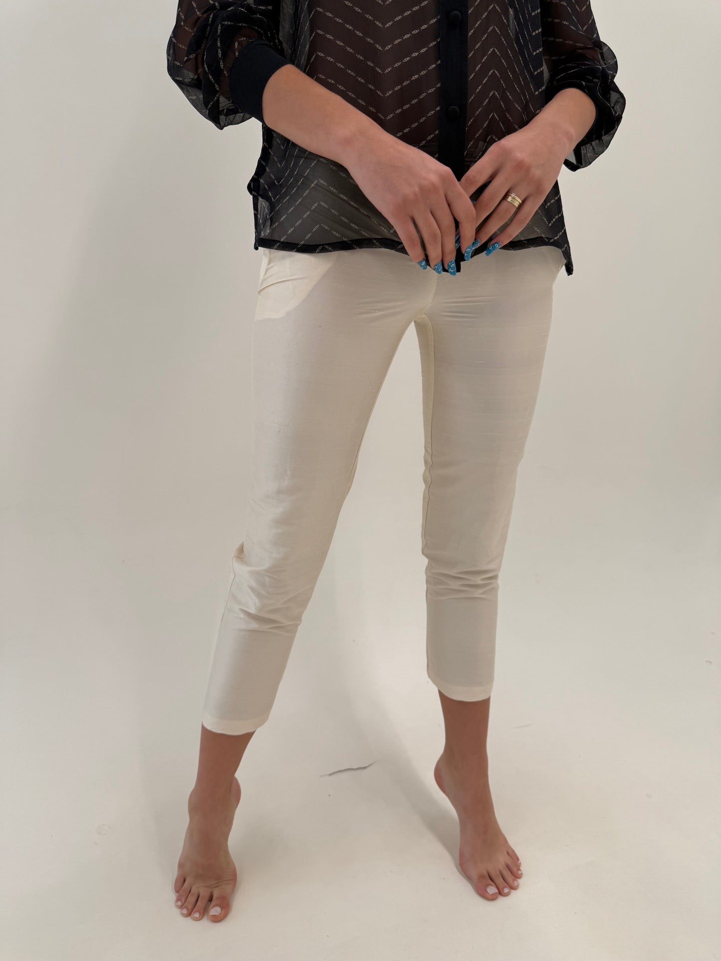 Pantaloni petite butter white perlati din mătase naturală dupioni
