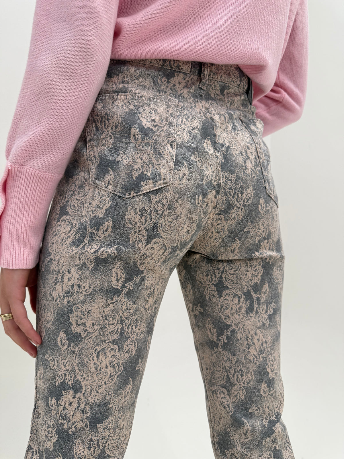 Pantaloni Trussardi din jacquard powder Pink și gri ultra modelator petite