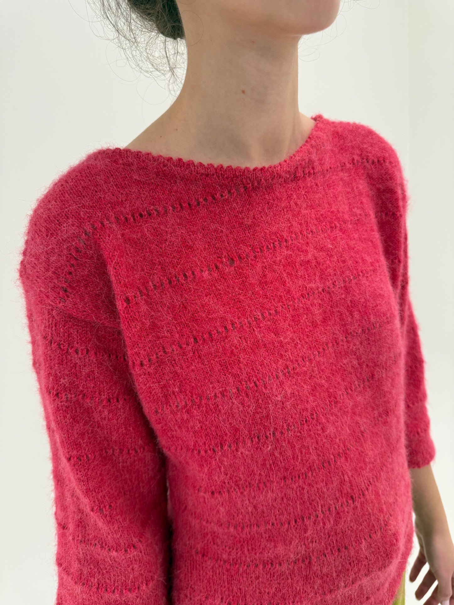 Pulover vintage Barbie pink din baby mohair plin cu mânecă 3/4