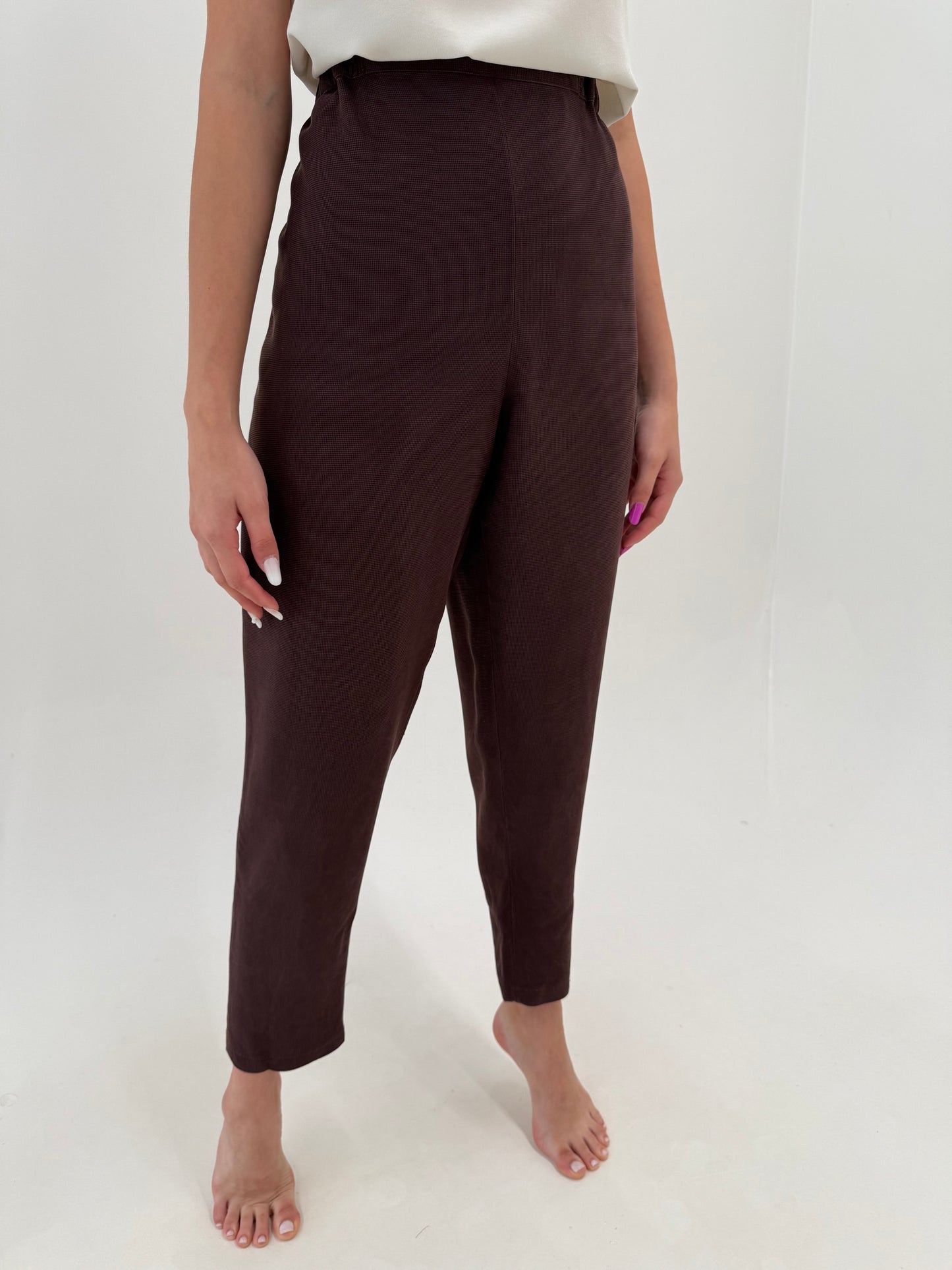 Pantaloni chocolate brown cu talie ultra înaltă elastică din mătase naturală