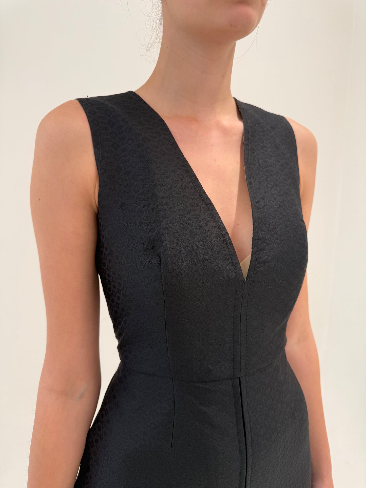 LBD luxury Emilio Pucci anii 2000 in croi minimalist din jacquard de vară