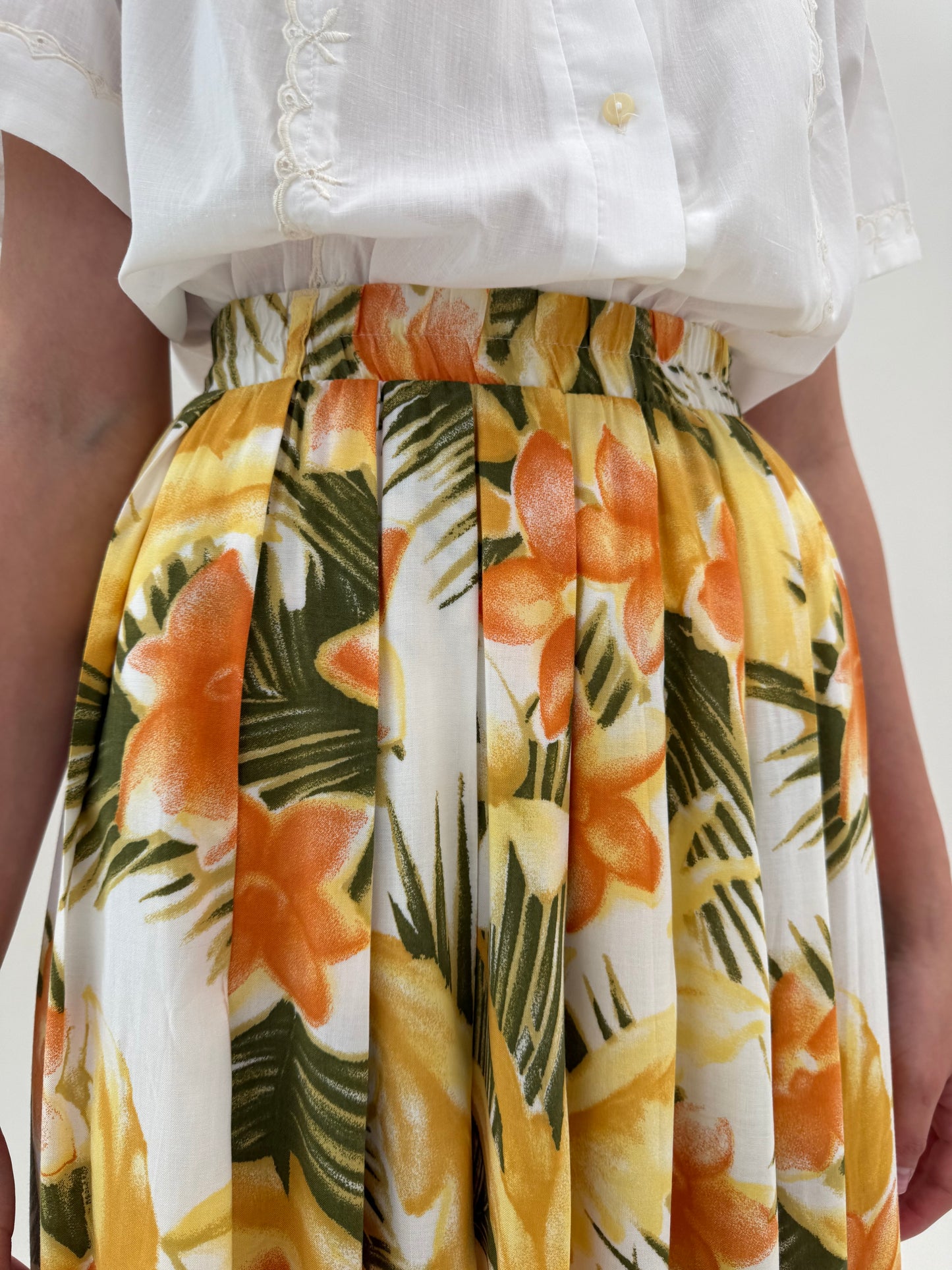 Fustă vintage plisată cu print organic superb cu talie ultra înaltă elastică