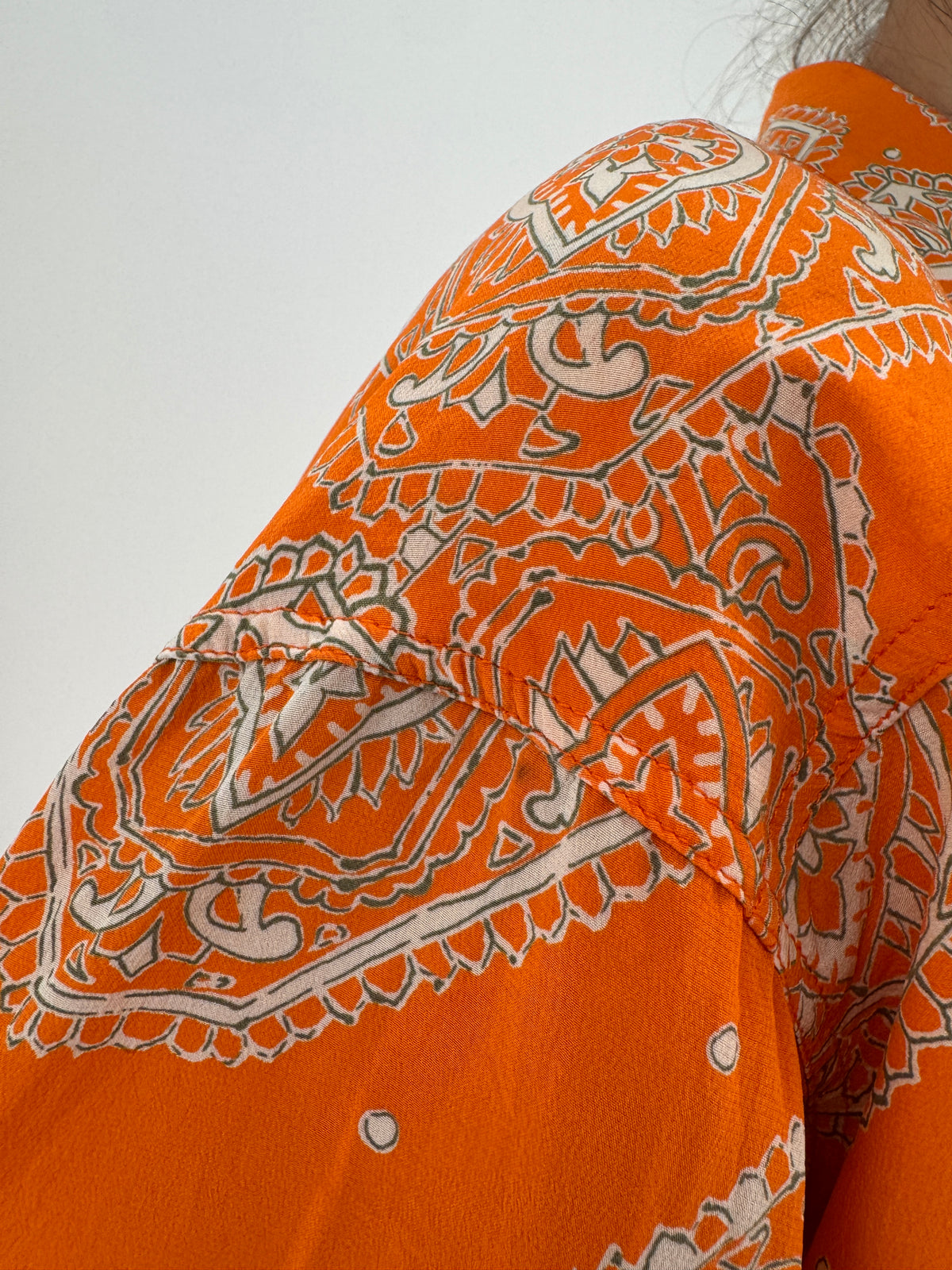 Cămașa vintage italiană oranj din mătase naturală cu print paisley