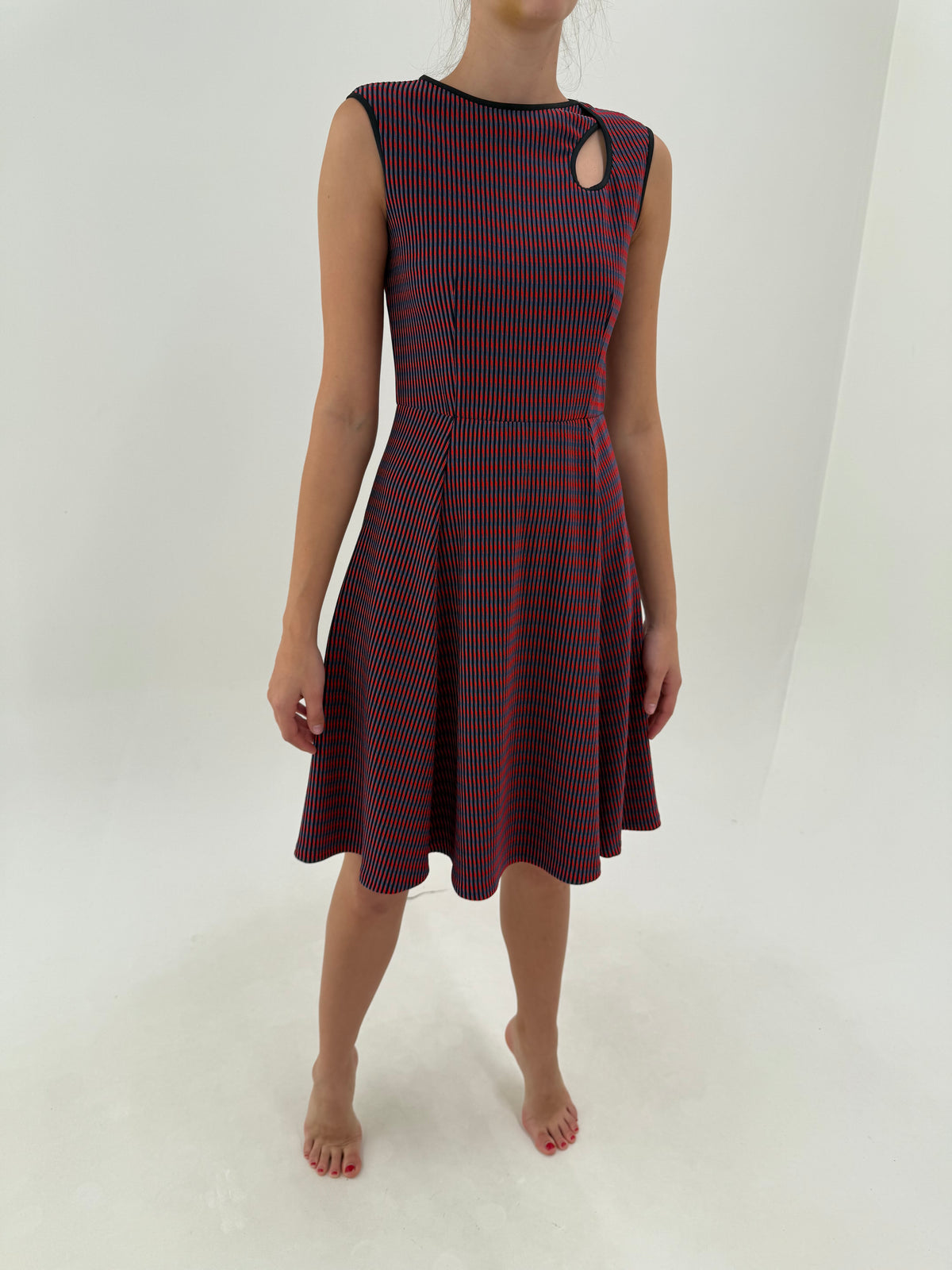 Rochie Max&Co by Max Mara din tricot ribbed ușor structurat în croi modernizat de ani 50