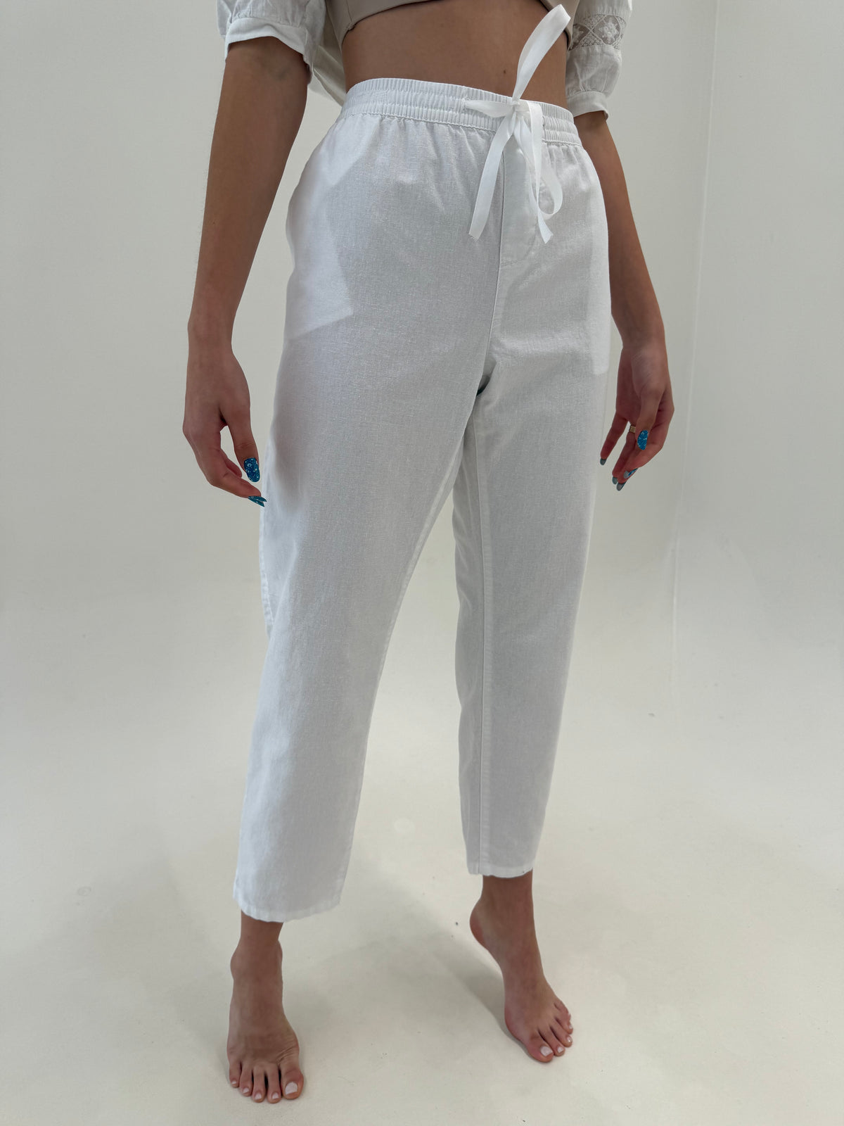 Pantaloni din in cu talie elastică reglabilă petite in croi clasic