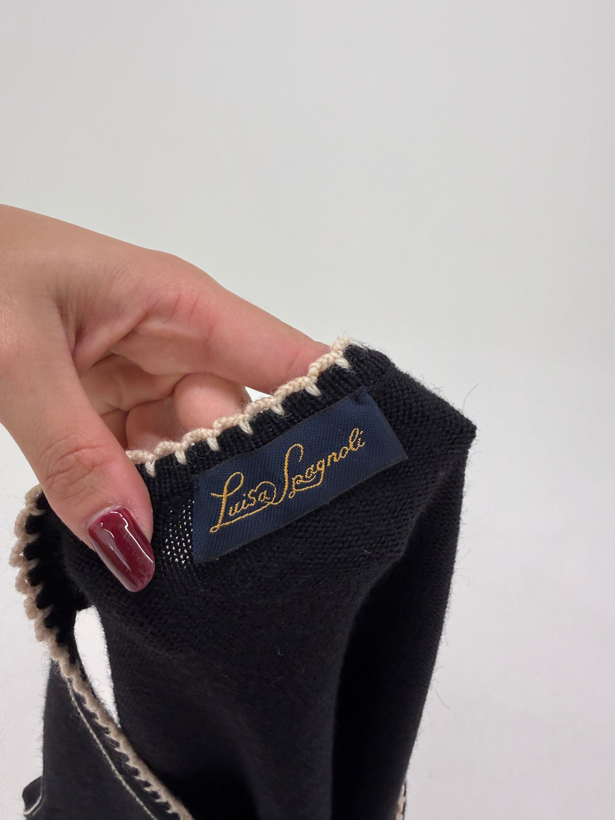 Top Luisa Spagnoli din lana merino extrafina pura certificată