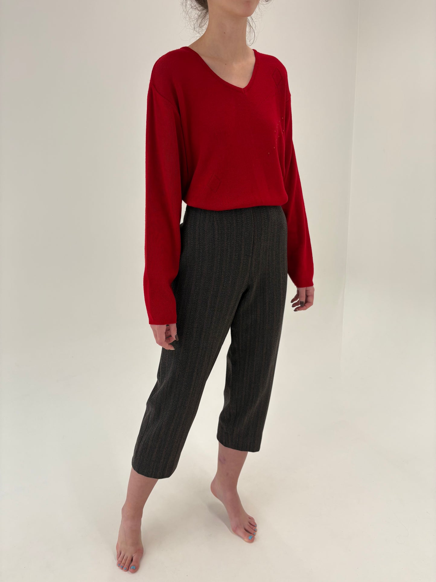 Pantaloni petite din stofă confort texturată  cu inserții cherry red