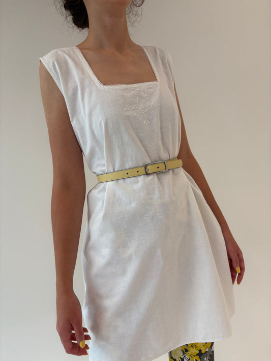 Rochie / top vintage din pânză veche grea cu broderie manuală