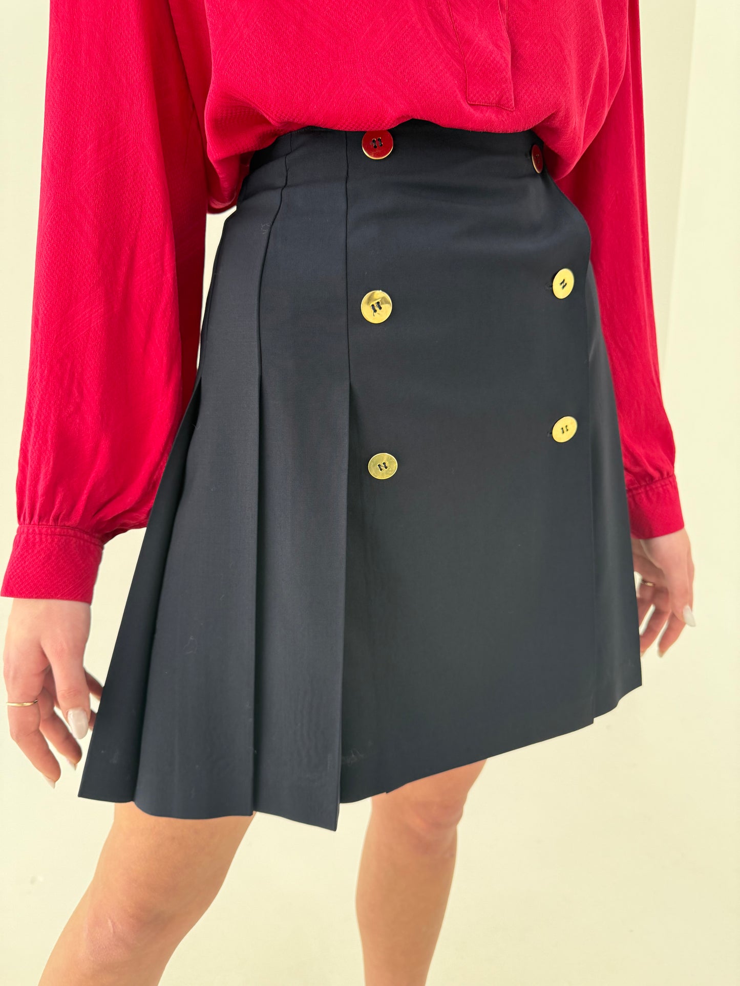 Fustă mini plisată de brand premium italian din lanita extrafina subțire