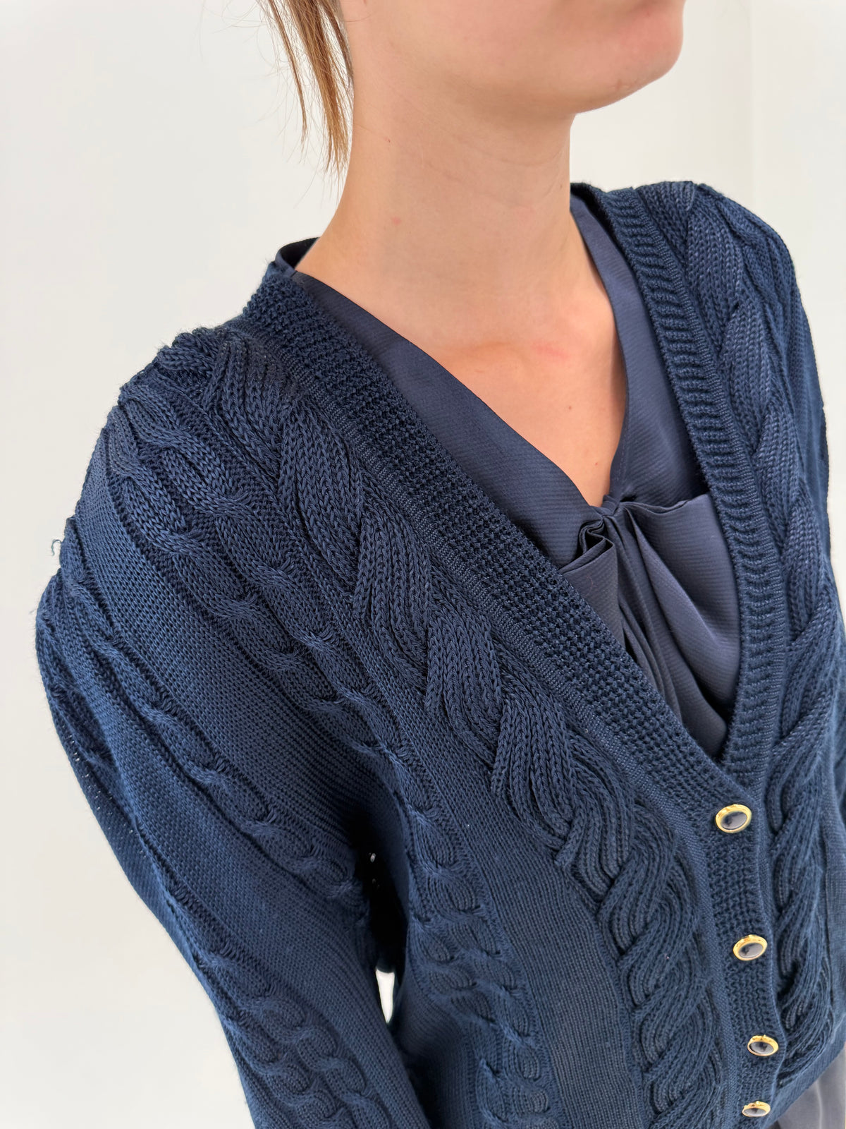 Cardigan vintage din bumbac excepțional mercerizat de gramaj mare cu torsade