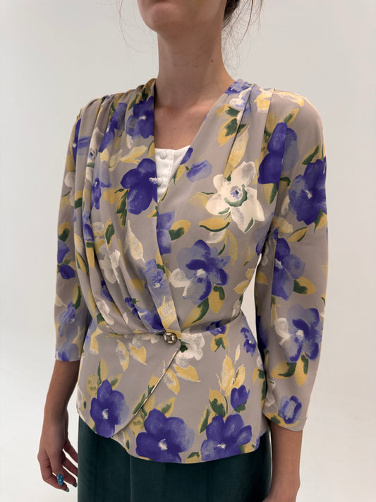 Sacou cambrat warm gray din mătase naturală cu print floral superb