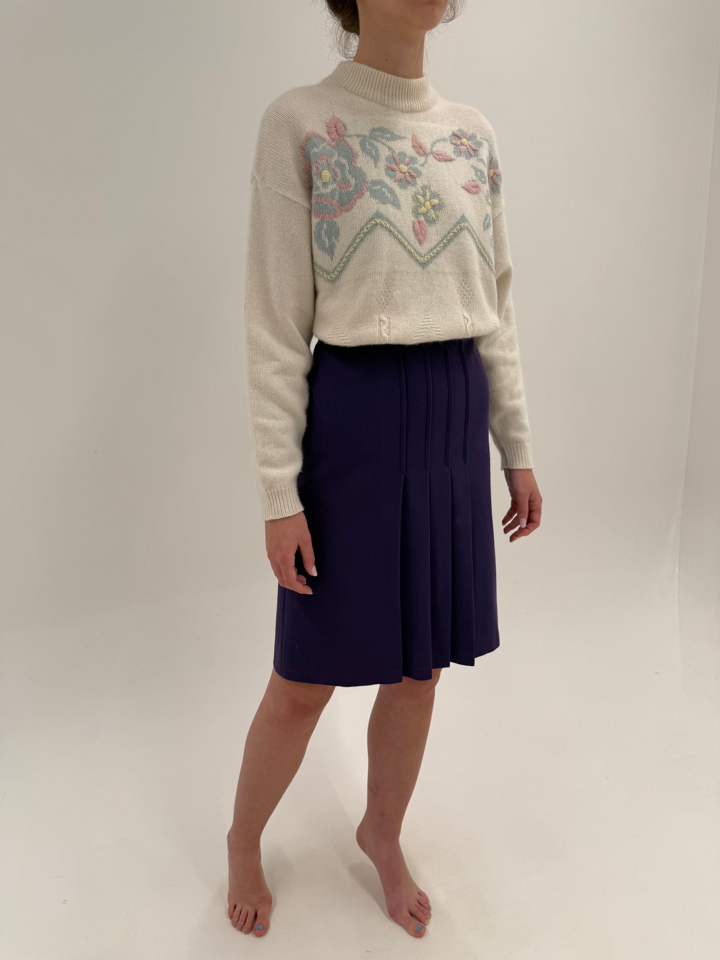 Fustă vintage plisată eggplant purple din lana plină extrafina cu talie ultra înaltă