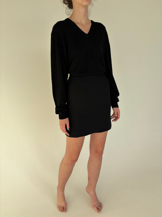 Fustă neagră mini cu talie ultra înaltă marcată din lana extrafina