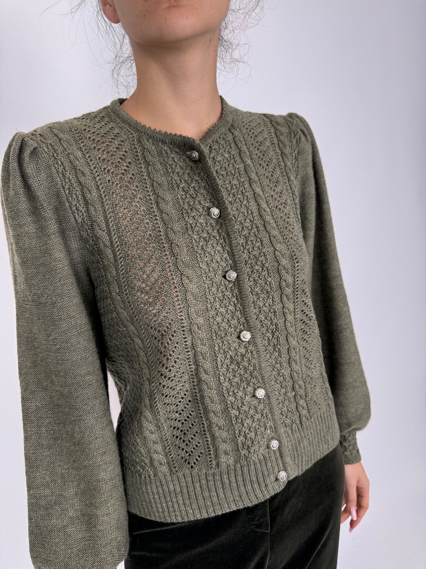 Cardigan vintage bijuterie gros safe green din lana extrafina certificată