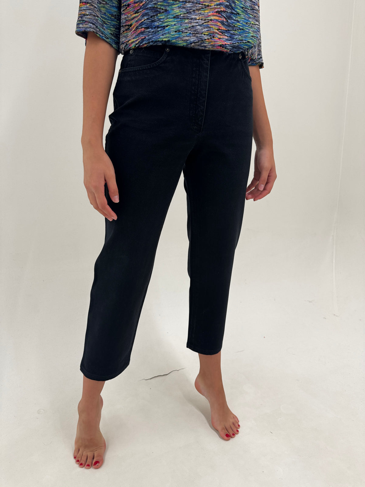 Jeans petite ultra confort modelator negri cu talie înaltă