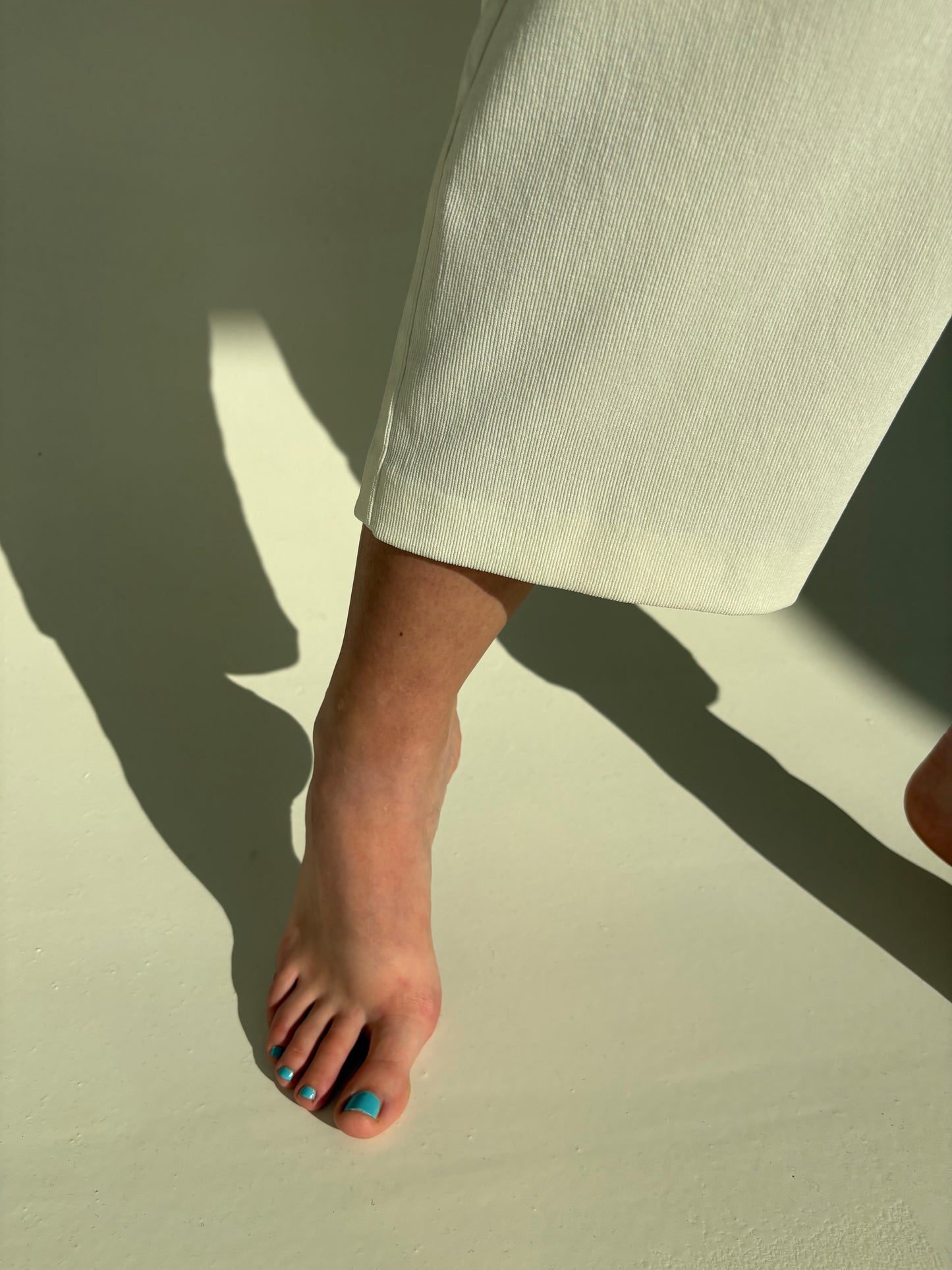 Pantaloni palazzo premium italieni ești butter white din corduroy modelator