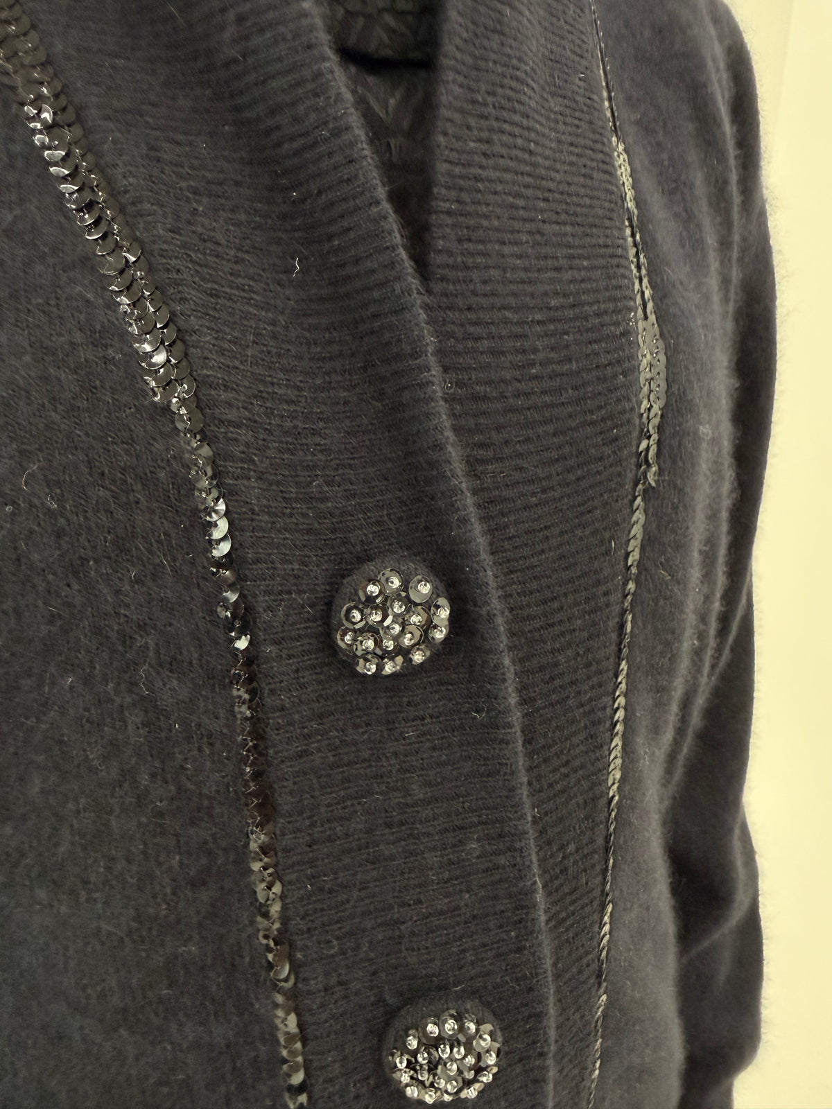 Cardigan vintage negru tip jachetă din lana extrafina și Angora cu manșete înalte