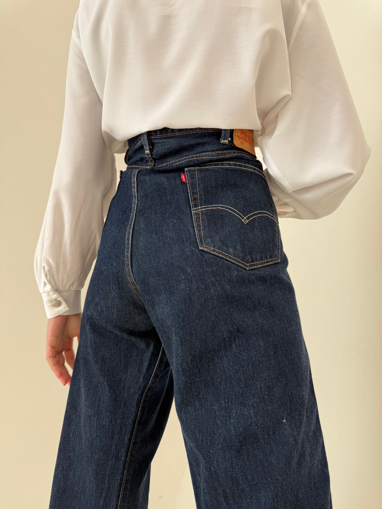 Jeans dark wash Levi’s 751 straight leg