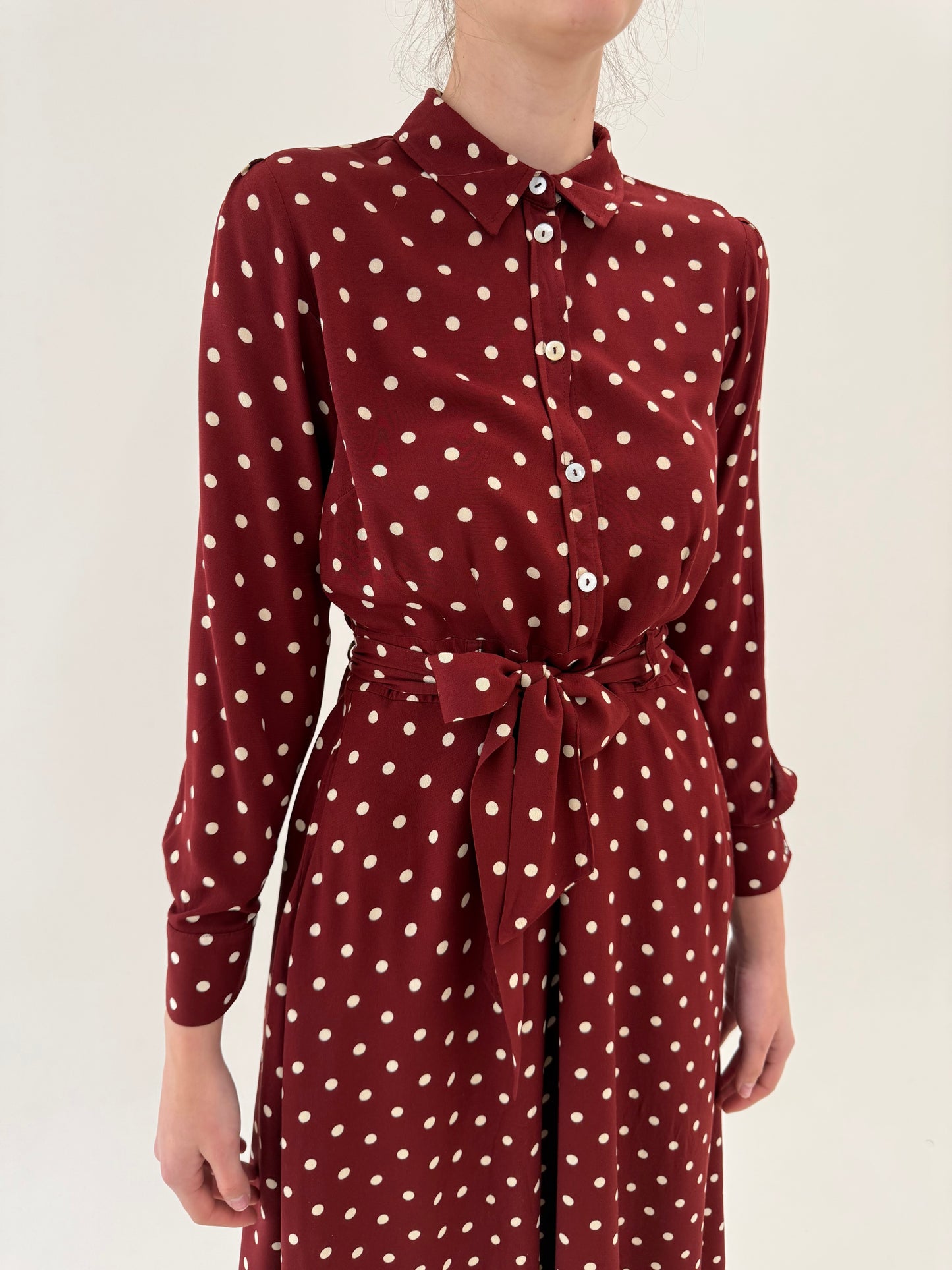 Rochie vintage burgundy brown cu buline și talie ultra înaltă reglabilă