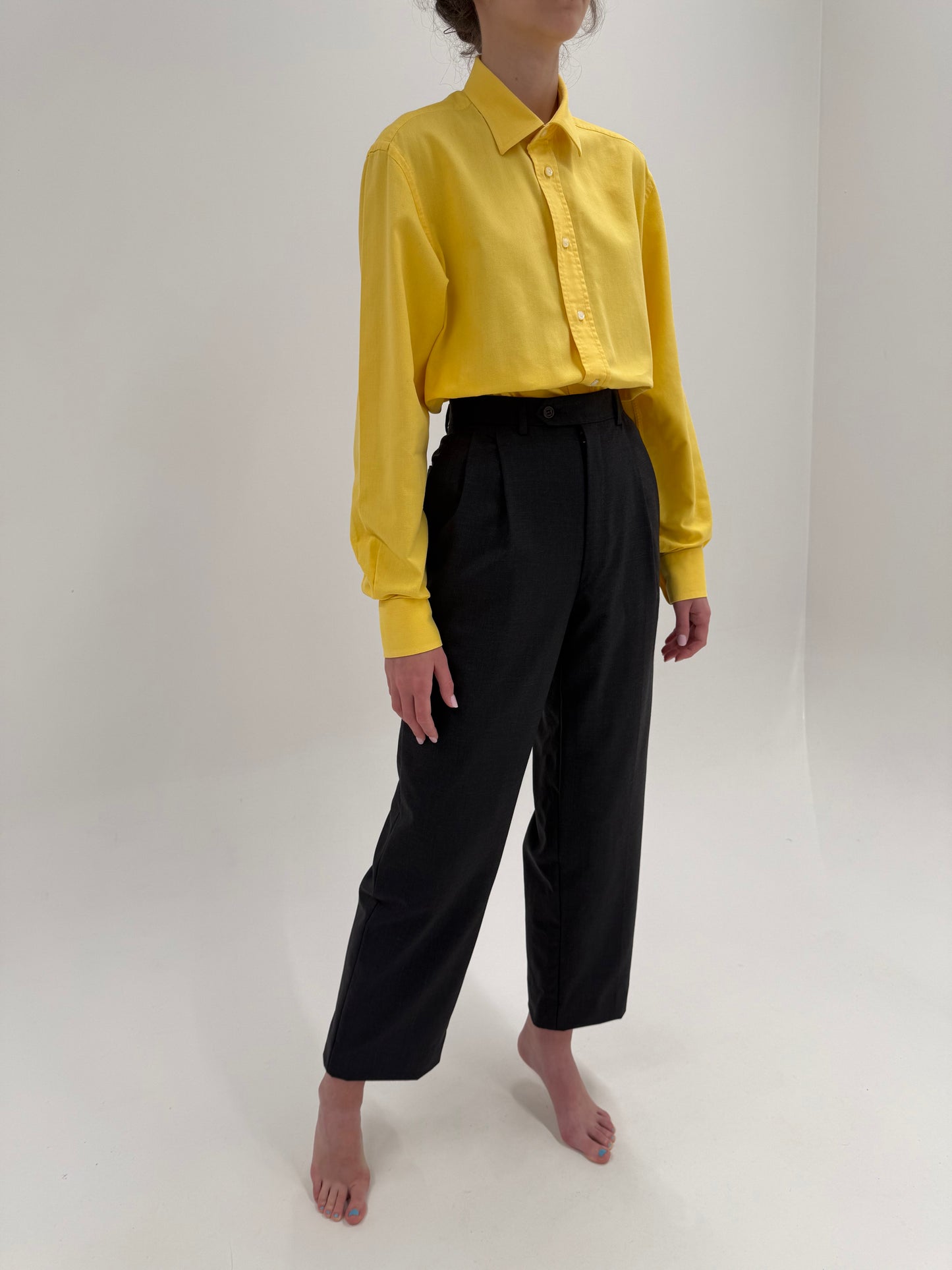 Costum Valentino în croi actual din lana extrafina